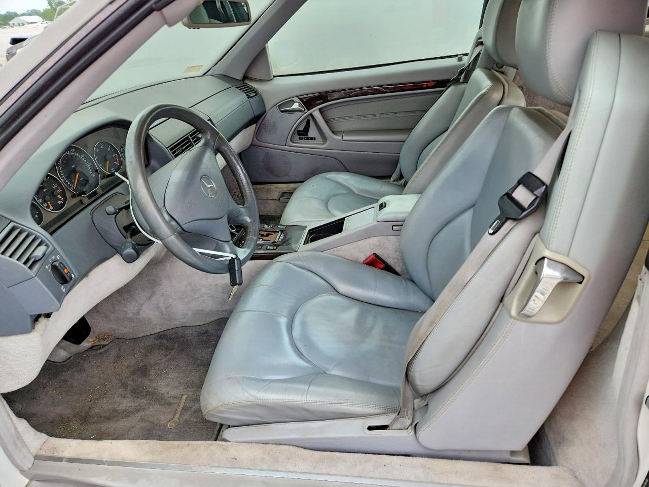 1999 Mercedes-benz Sl500 White vin: WDBFA68F8XF186752