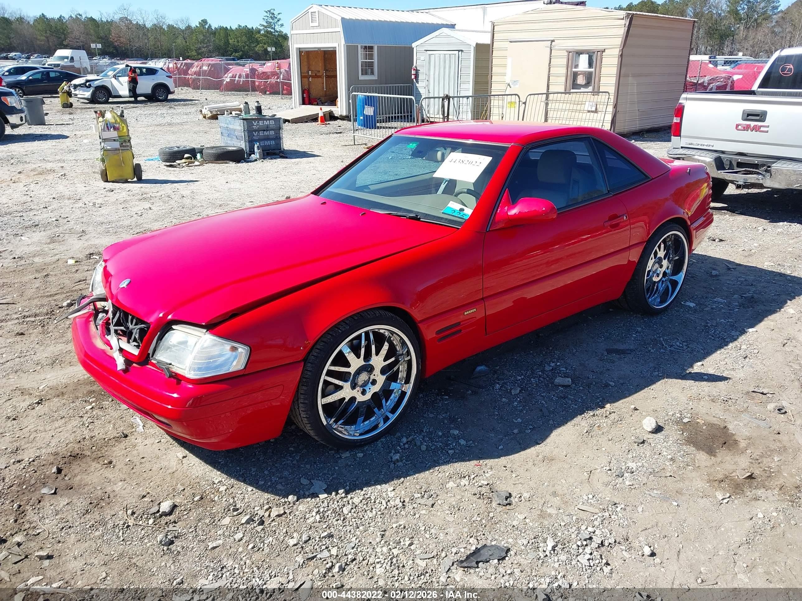 2000 Mercedes-benz Sl 500   Red vin: WDBFA68F8YF192388