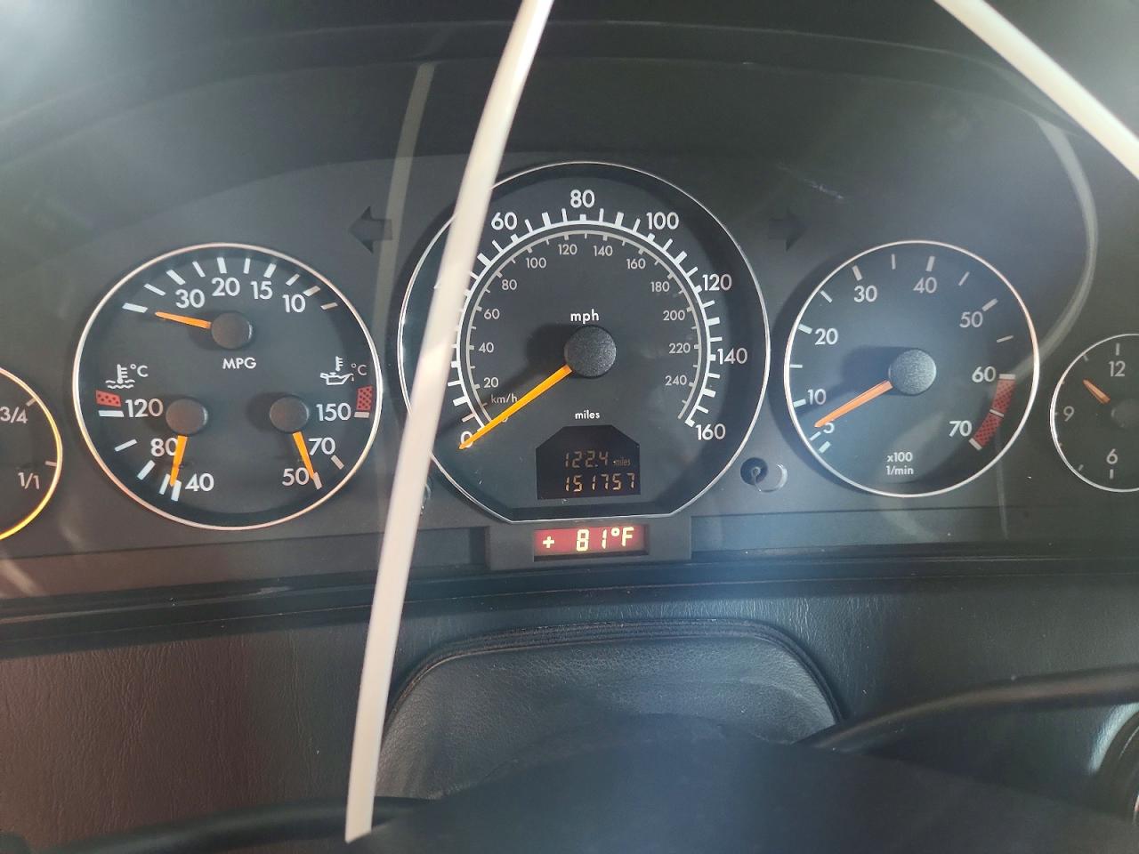 2001 Mercedes-benz Sl 500 Silver vin: WDBFA68F91F197203