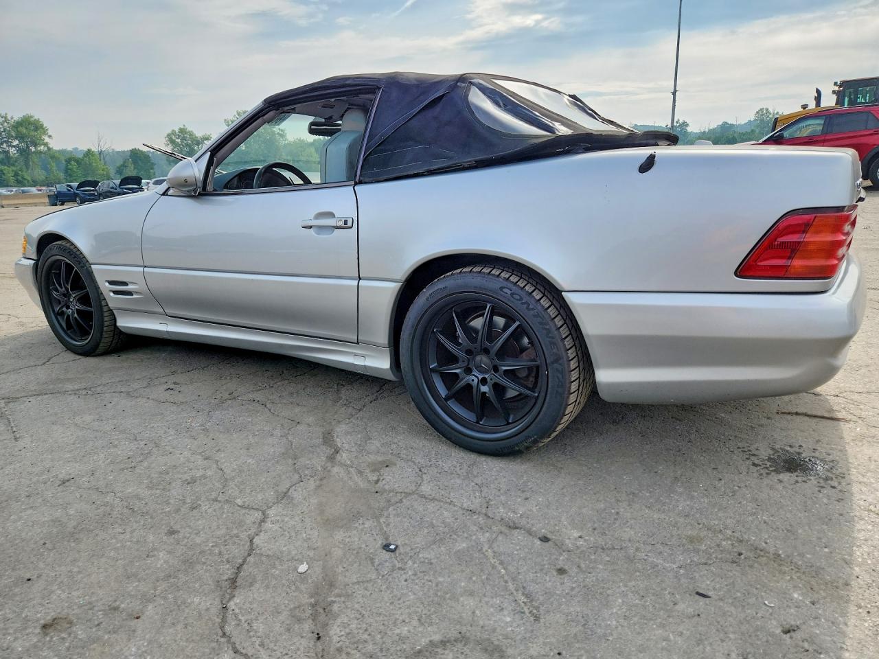 2001 Mercedes-benz Sl 500 Silver vin: WDBFA68F91F197671