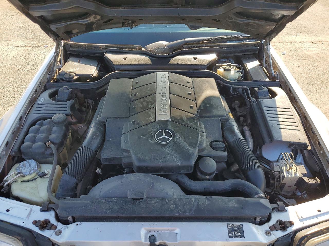 2001 Mercedes-benz Sl 500 Silver vin: WDBFA68F91F199548