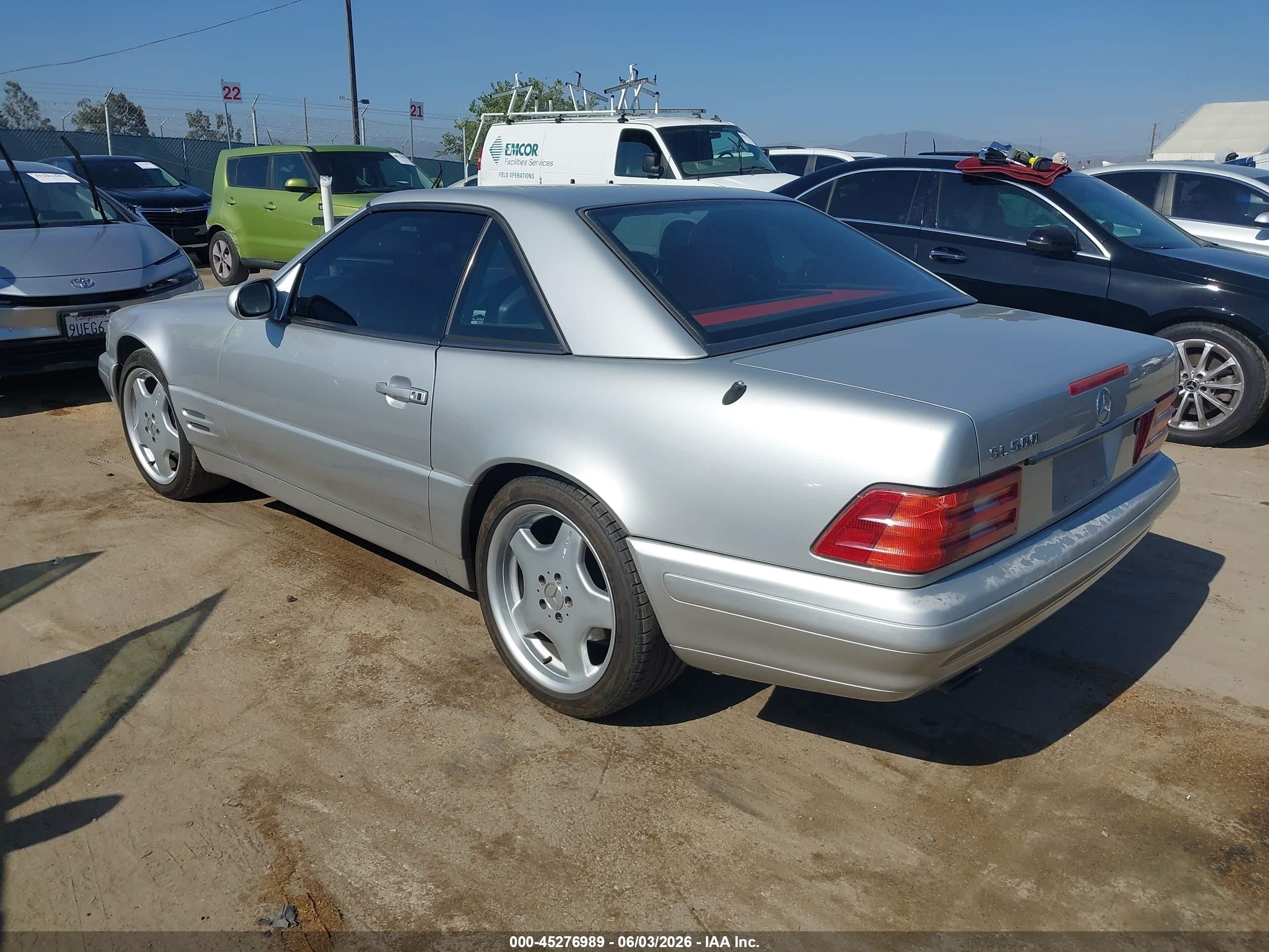 1999 Mercedes-benz Sl 500   Silver vin: WDBFA68F9XF180636