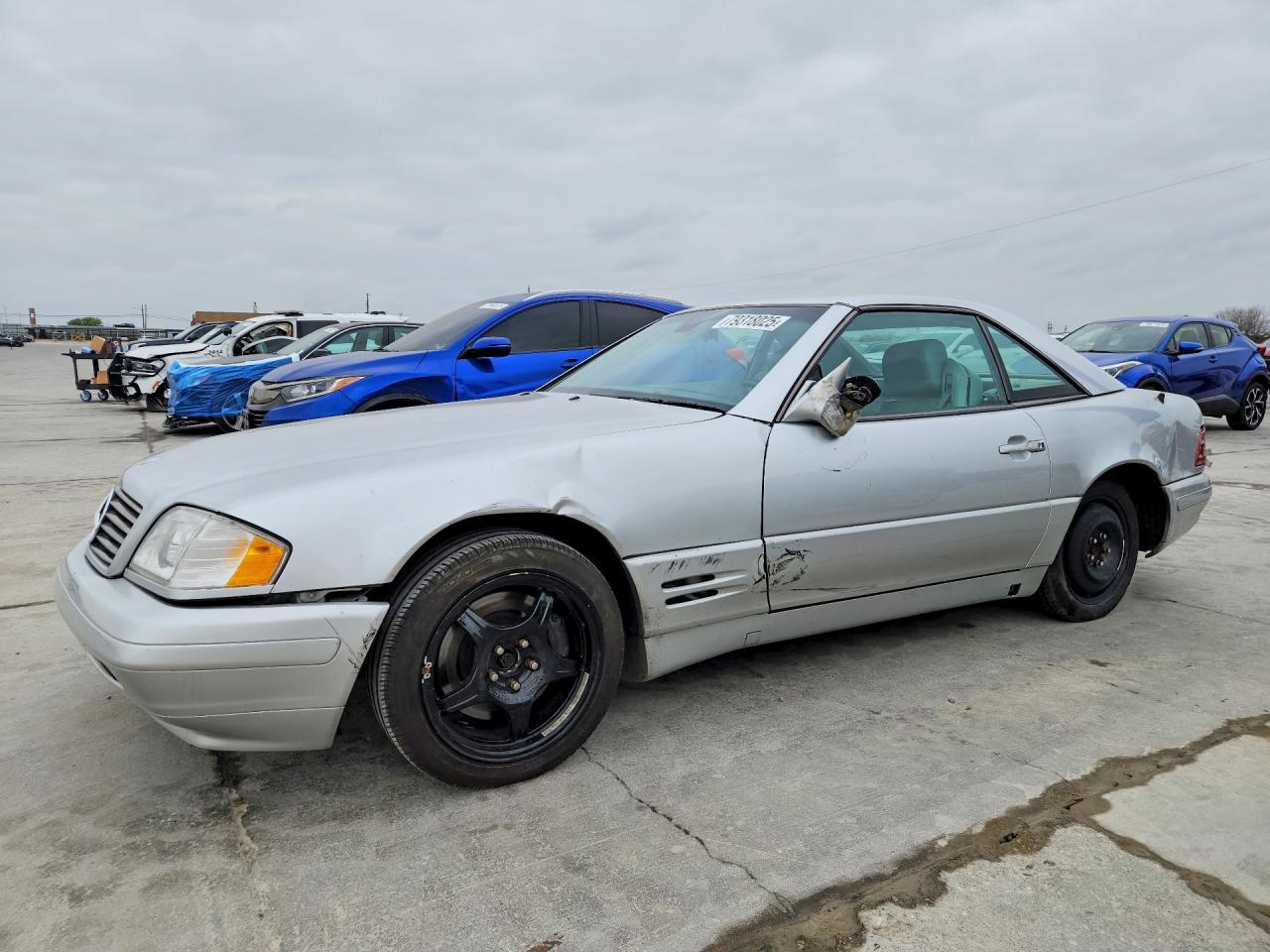 2000 Mercedes-benz Sl 500 Silver vin: WDBFA68F9YF189709