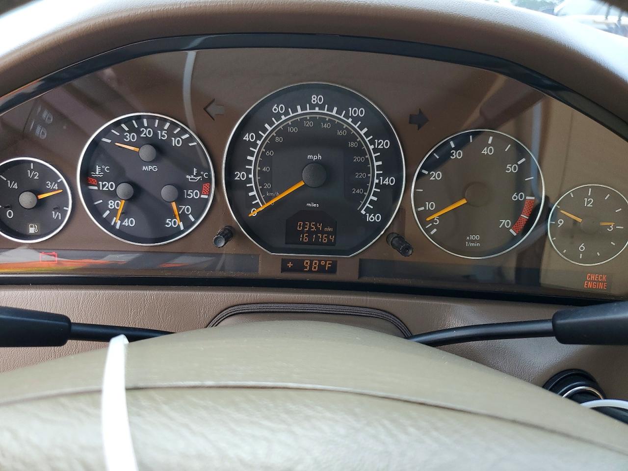 2000 Mercedes-benz Sl 500 Black vin: WDBFA68F9YF193565