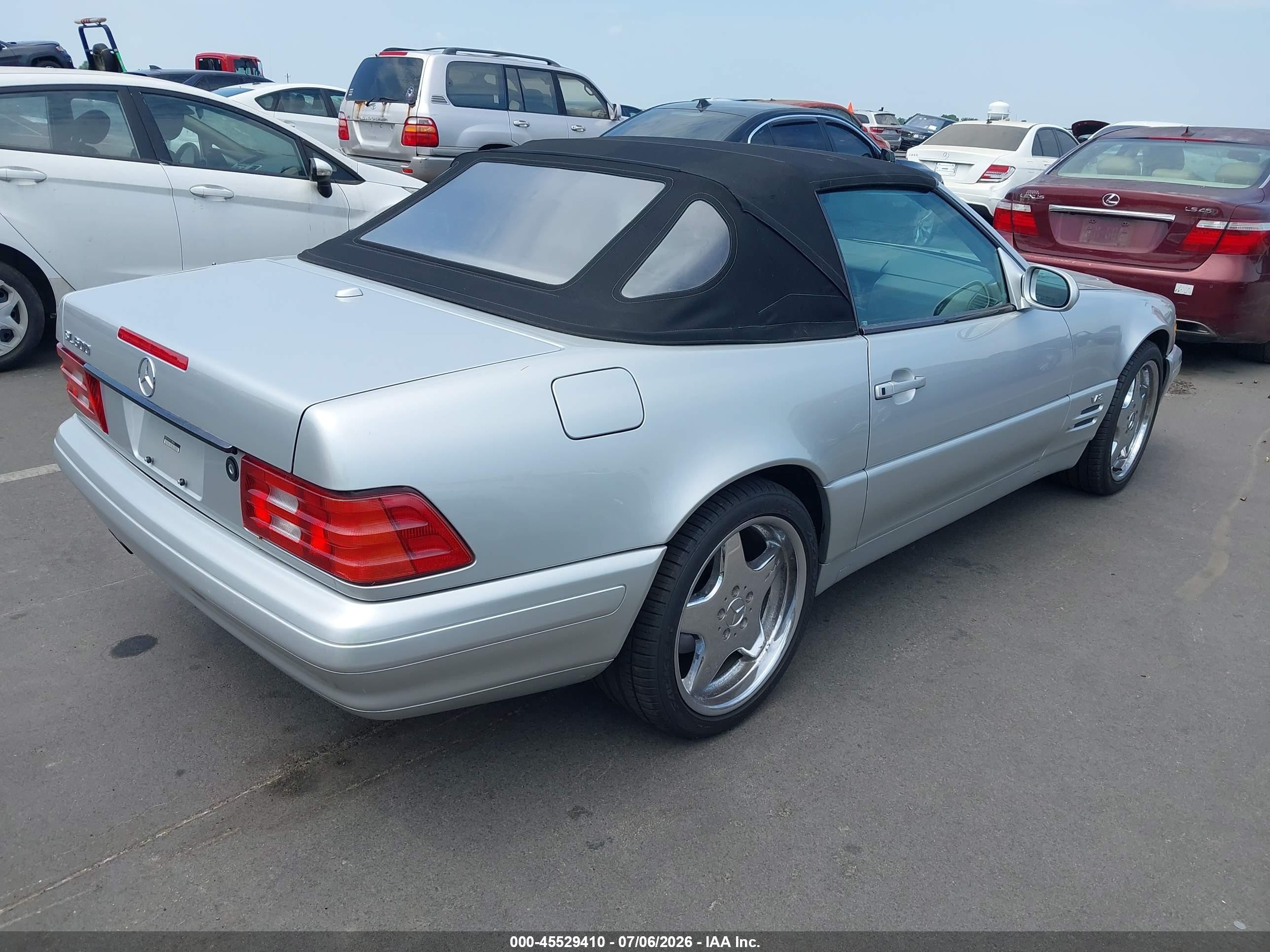 2000 Mercedes-benz Sl 600 Серебряный vin: WDBFA76F0YF188361