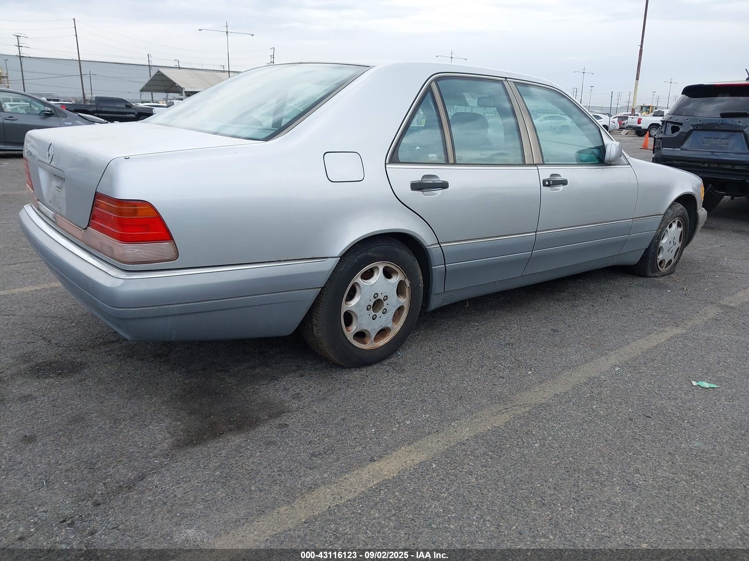 1995 Mercedes-benz S 320w Blue vin: WDBGA32E0SA263638