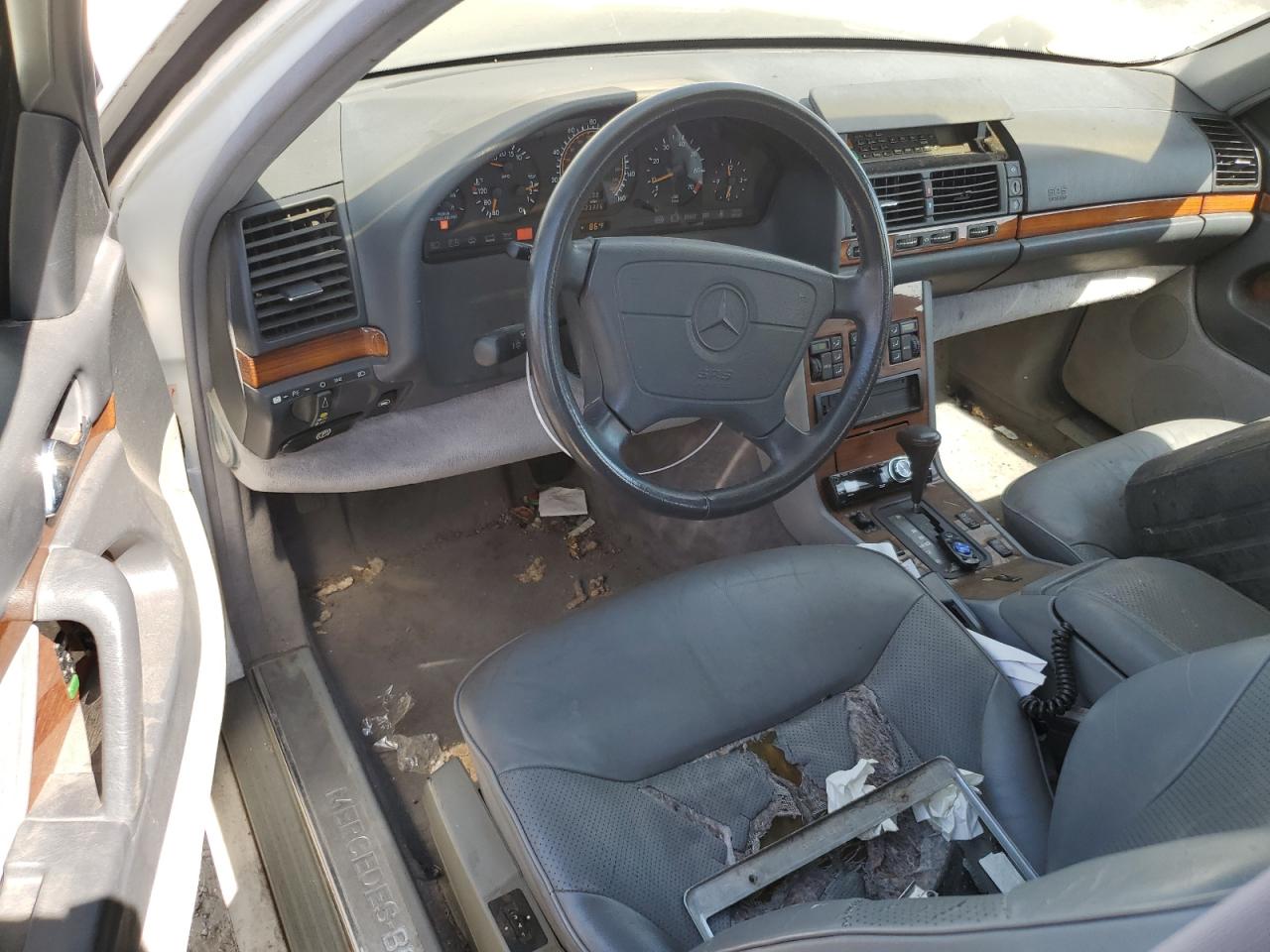 1994 Mercedes-benz S 320 White vin: WDBGA32E1RA184666