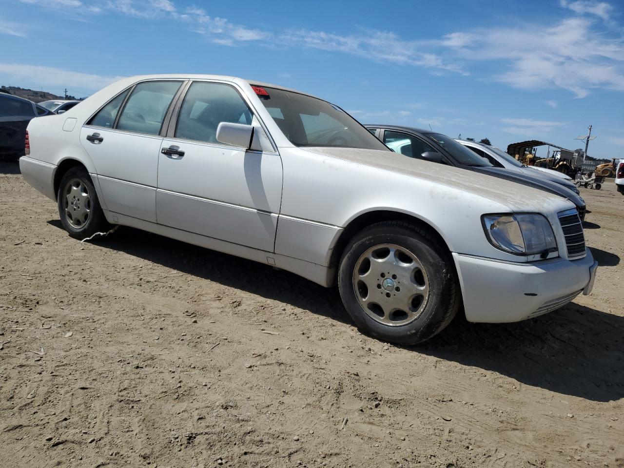 1994 Mercedes-benz S 320 White vin: WDBGA32E1RA184666