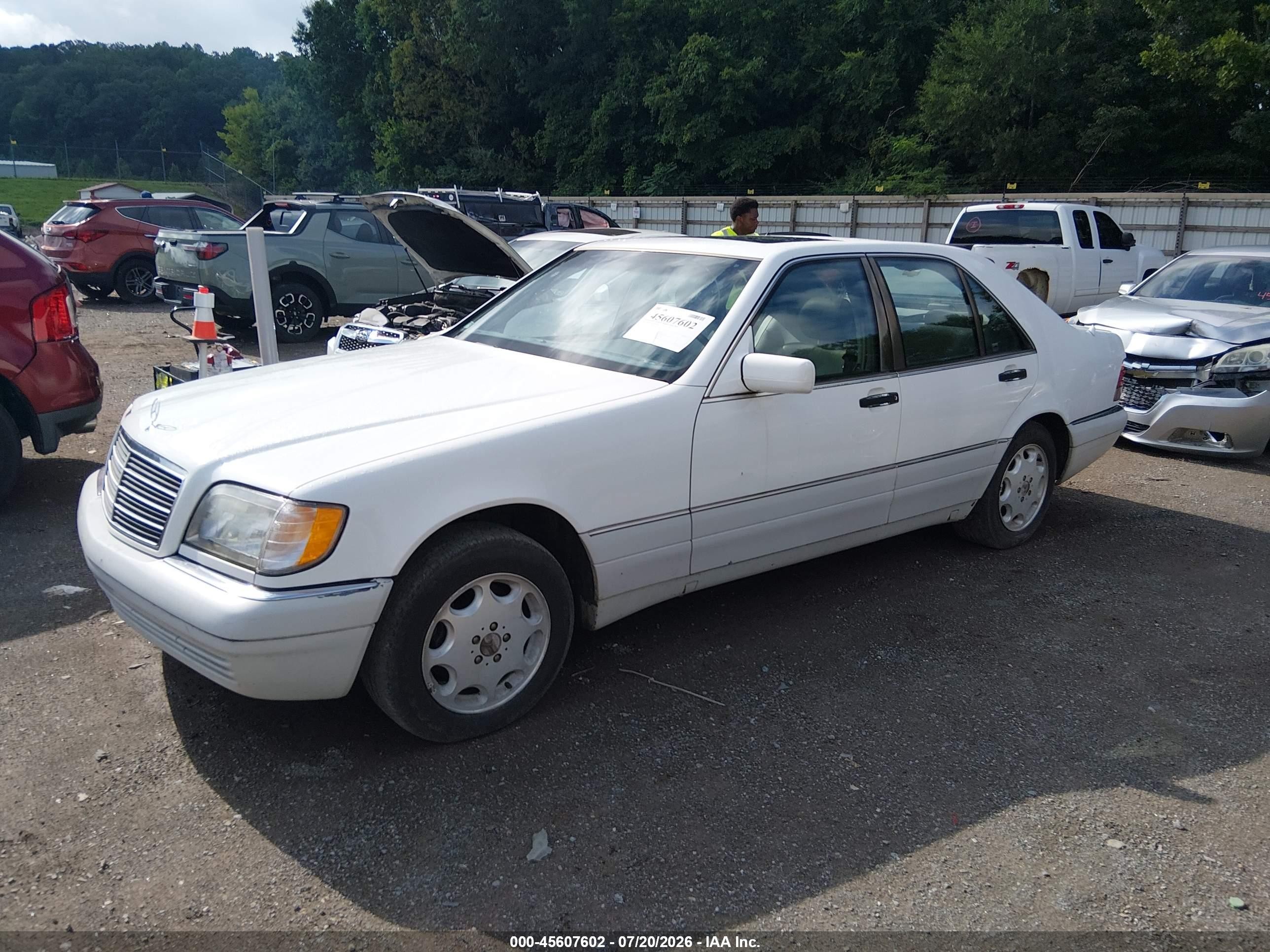 1996 Mercedes-benz S 320w White vin: WDBGA32E2TA289773