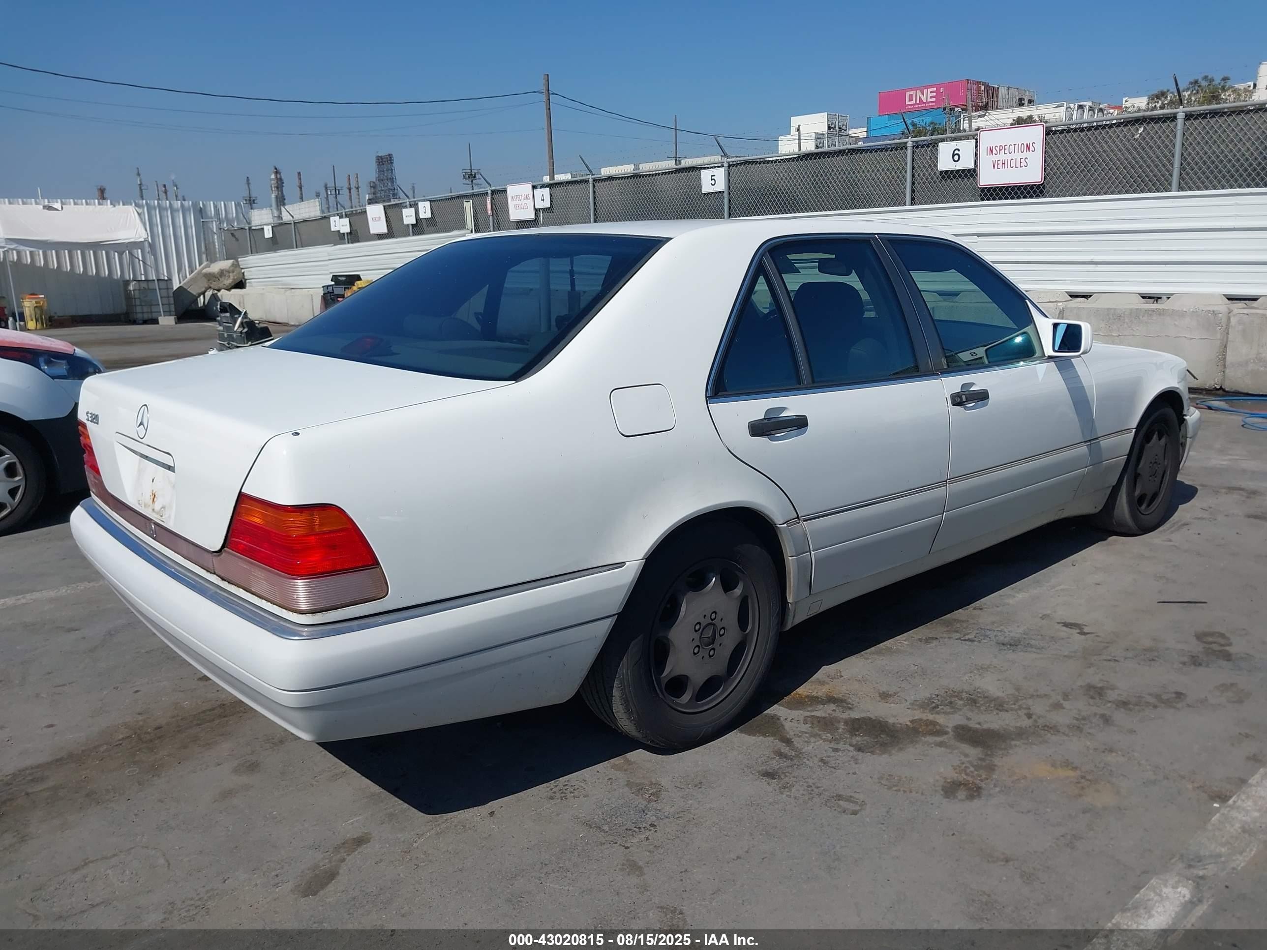 1995 Mercedes-benz S 320w White vin: WDBGA32E4SA218413