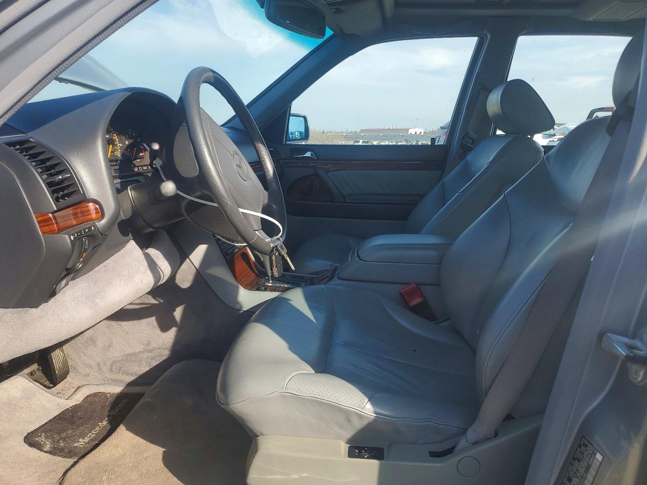 1993 Mercedes-benz 300 Se Silver vin: WDBGA32E6PA097665