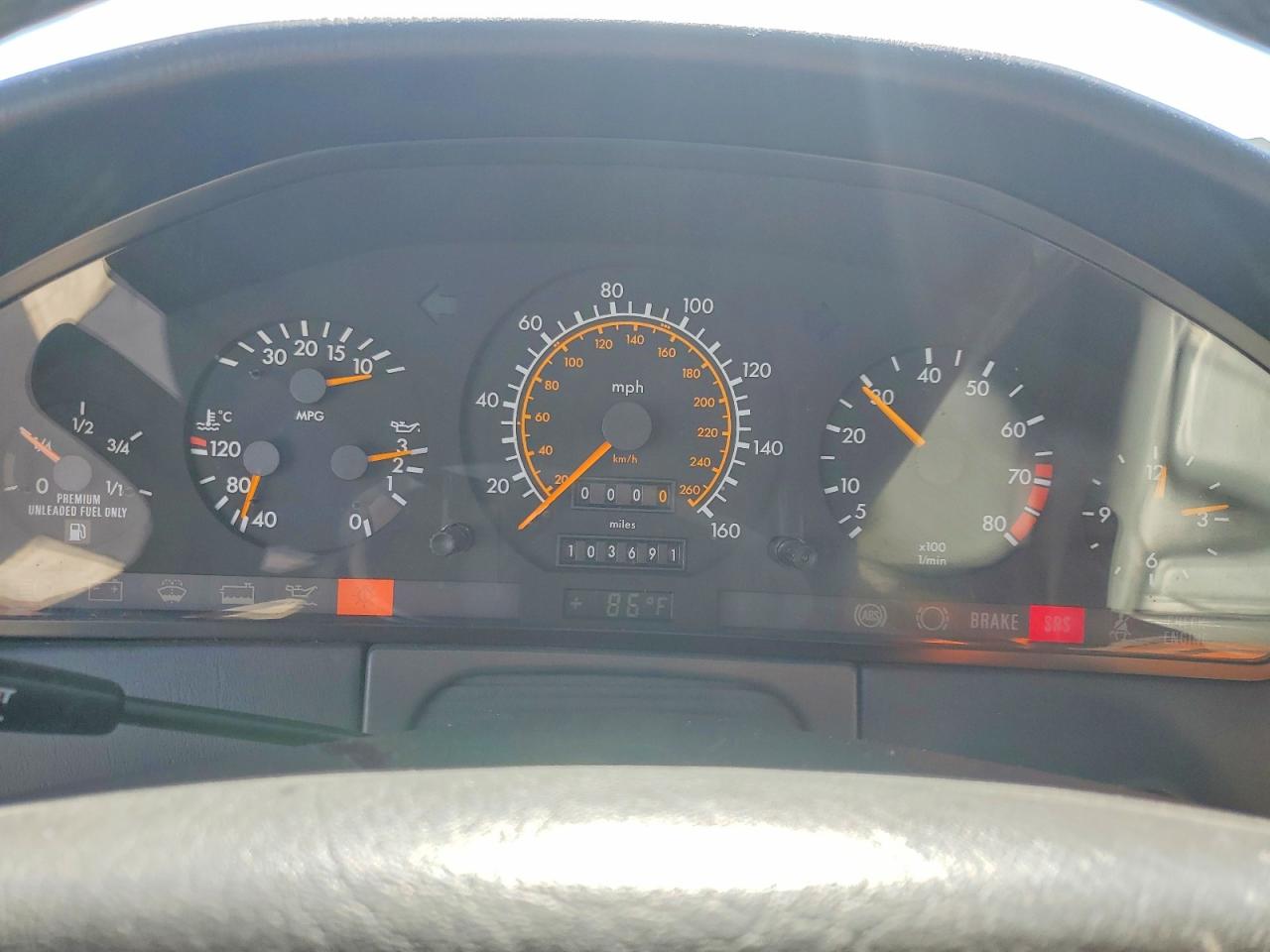 1993 Mercedes-benz 300 Se White vin: WDBGA32E6PA131314