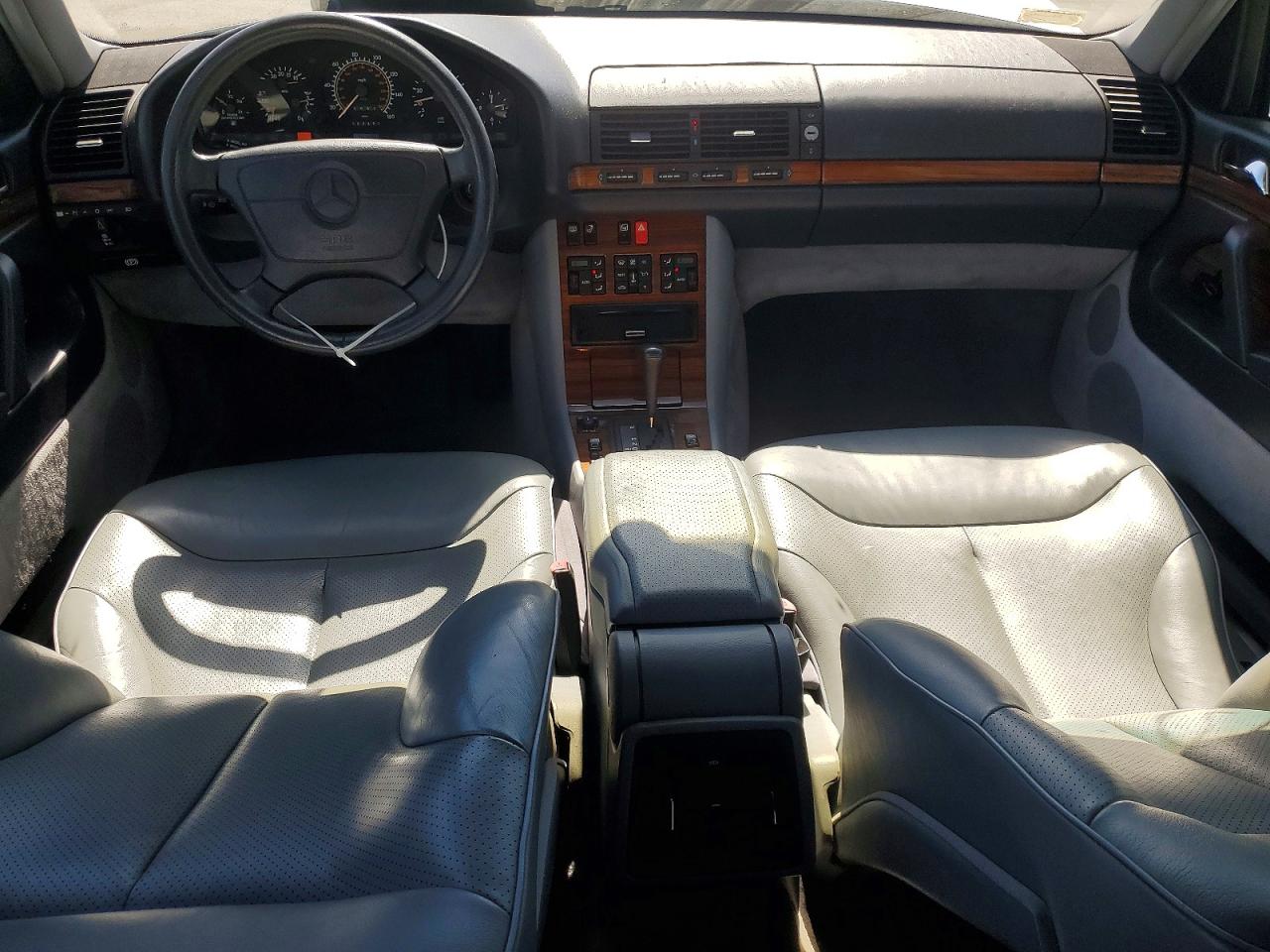 1993 Mercedes-benz 300 Se White vin: WDBGA32E6PA131314