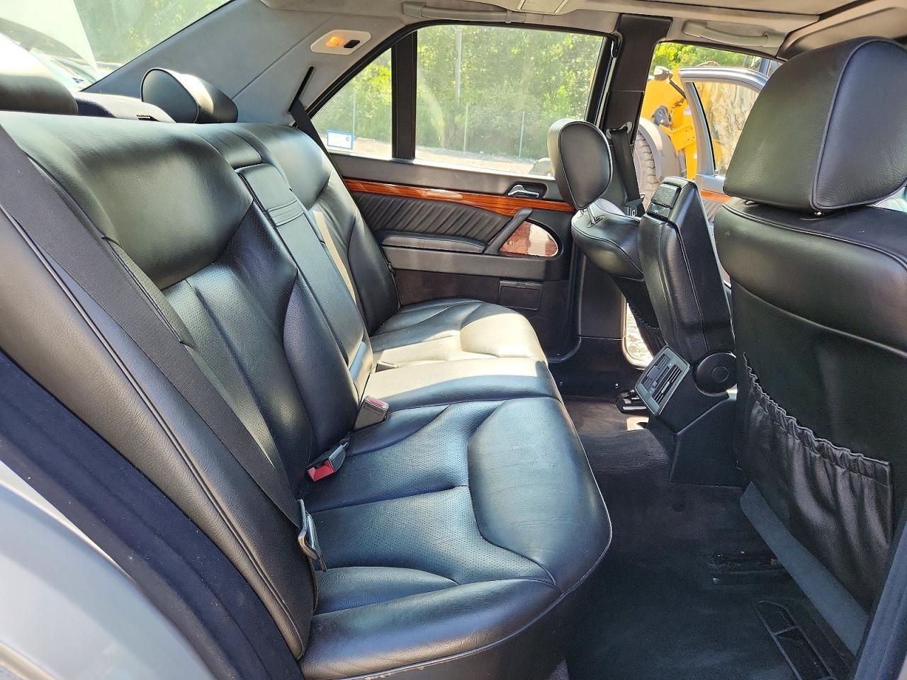 1994 Mercedes-benz S 320 Silver vin: WDBGA32E6RA190575