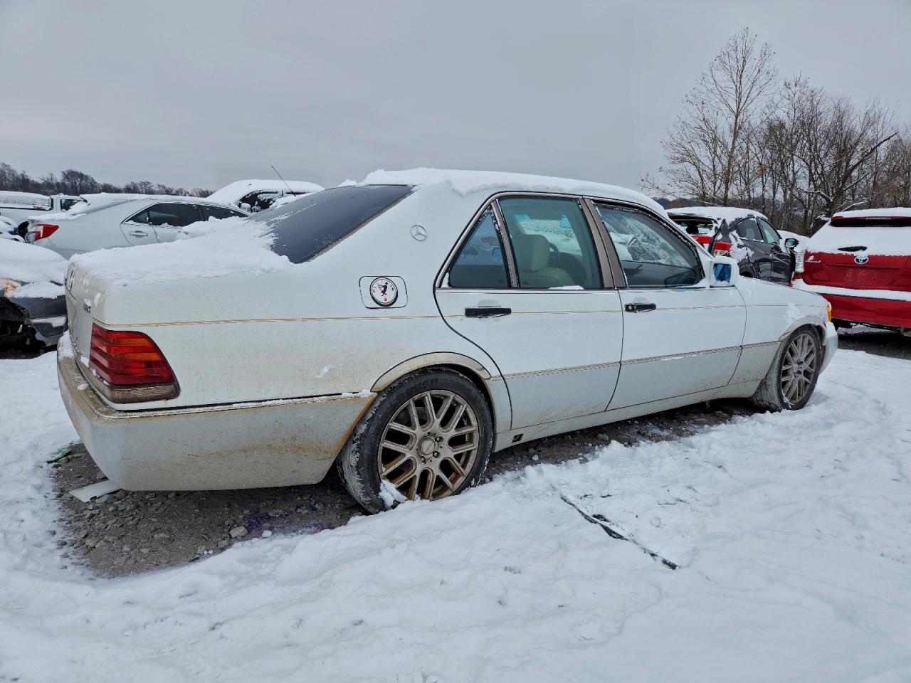 1992 Mercedes-benz 300 Se Белый vin: WDBGA32E8NA020082