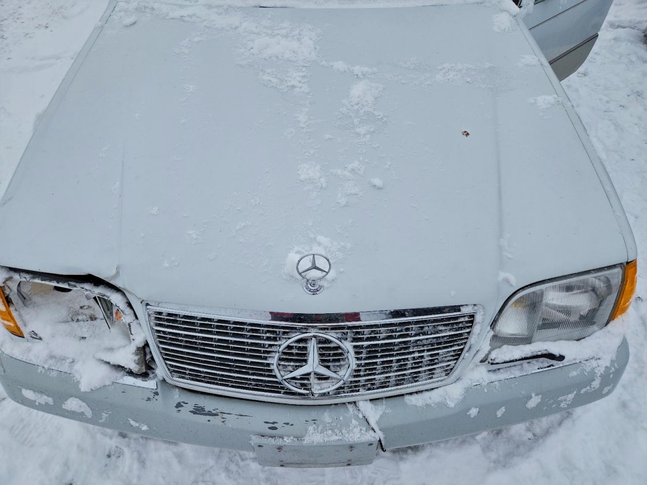 1992 Mercedes-benz 300 Se Белый vin: WDBGA32E8NA020082