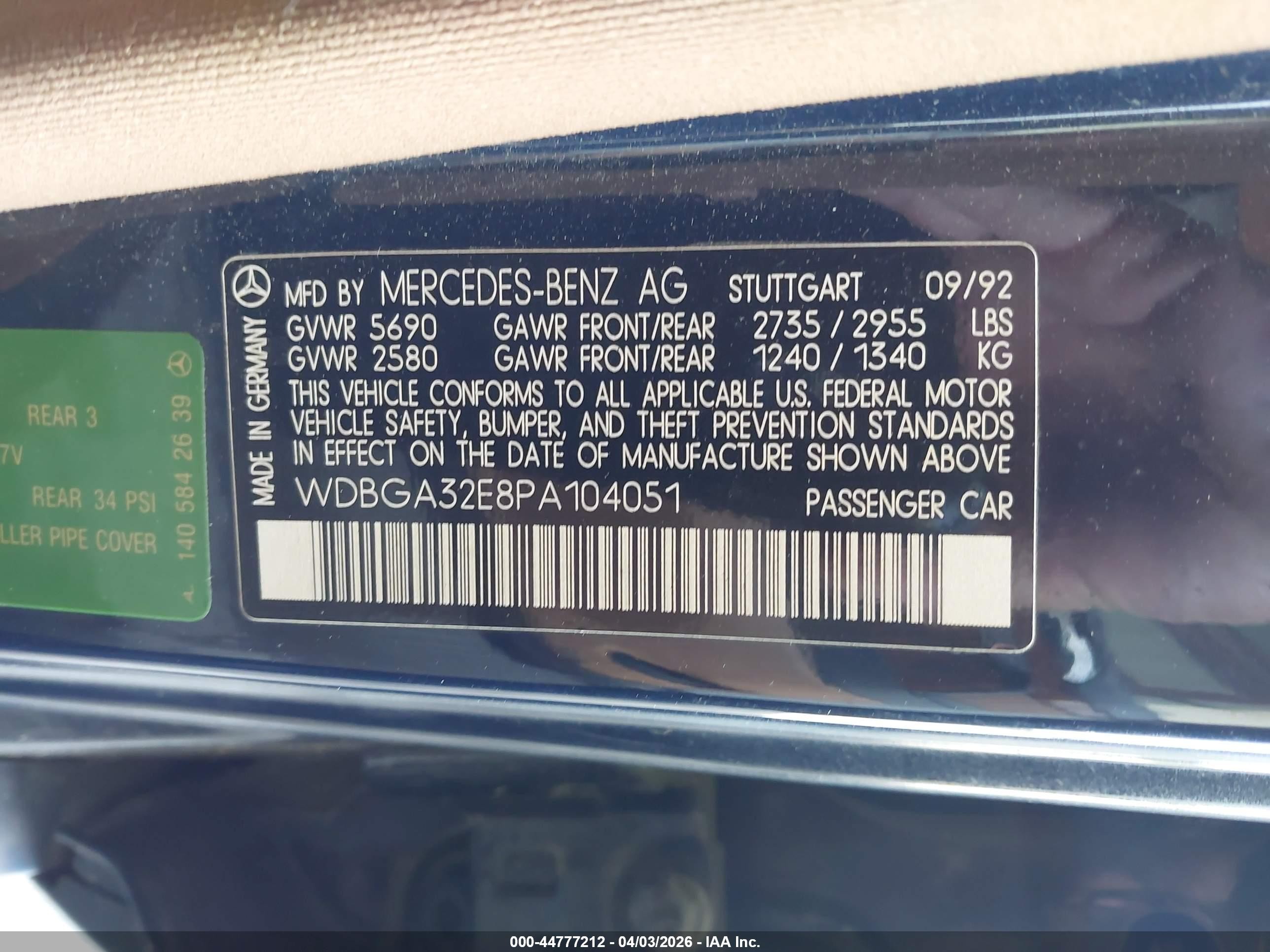 1993 Mercedes-benz 300 Se Dark Blue vin: WDBGA32E8PA104051