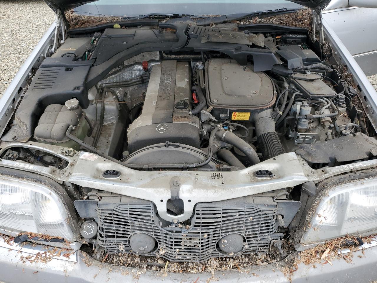 1993 Mercedes-benz 300 Se Серый vin: WDBGA32E8PA132674