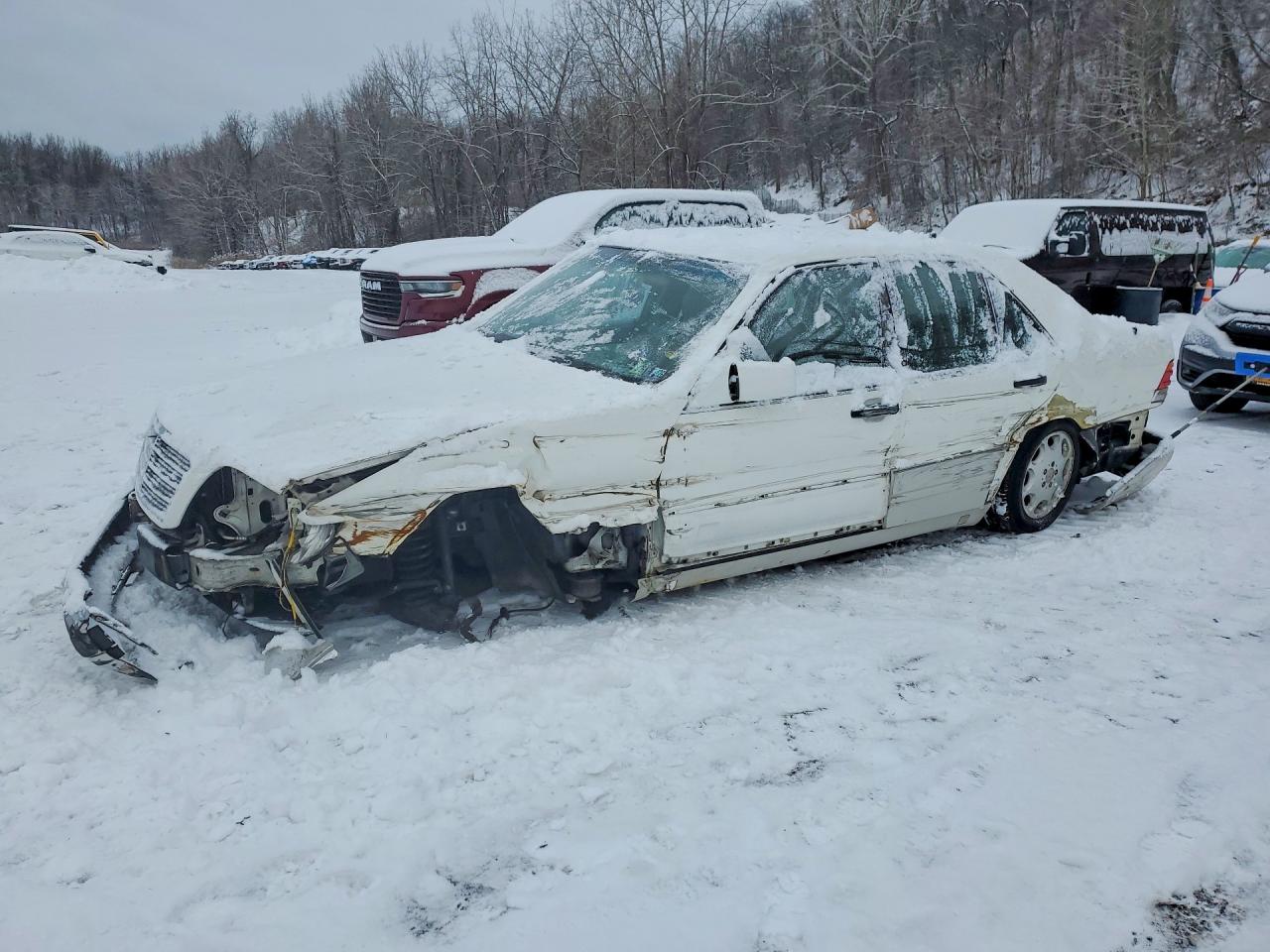 1995 Mercedes-benz S 320w White vin: WDBGA32E9SA270748