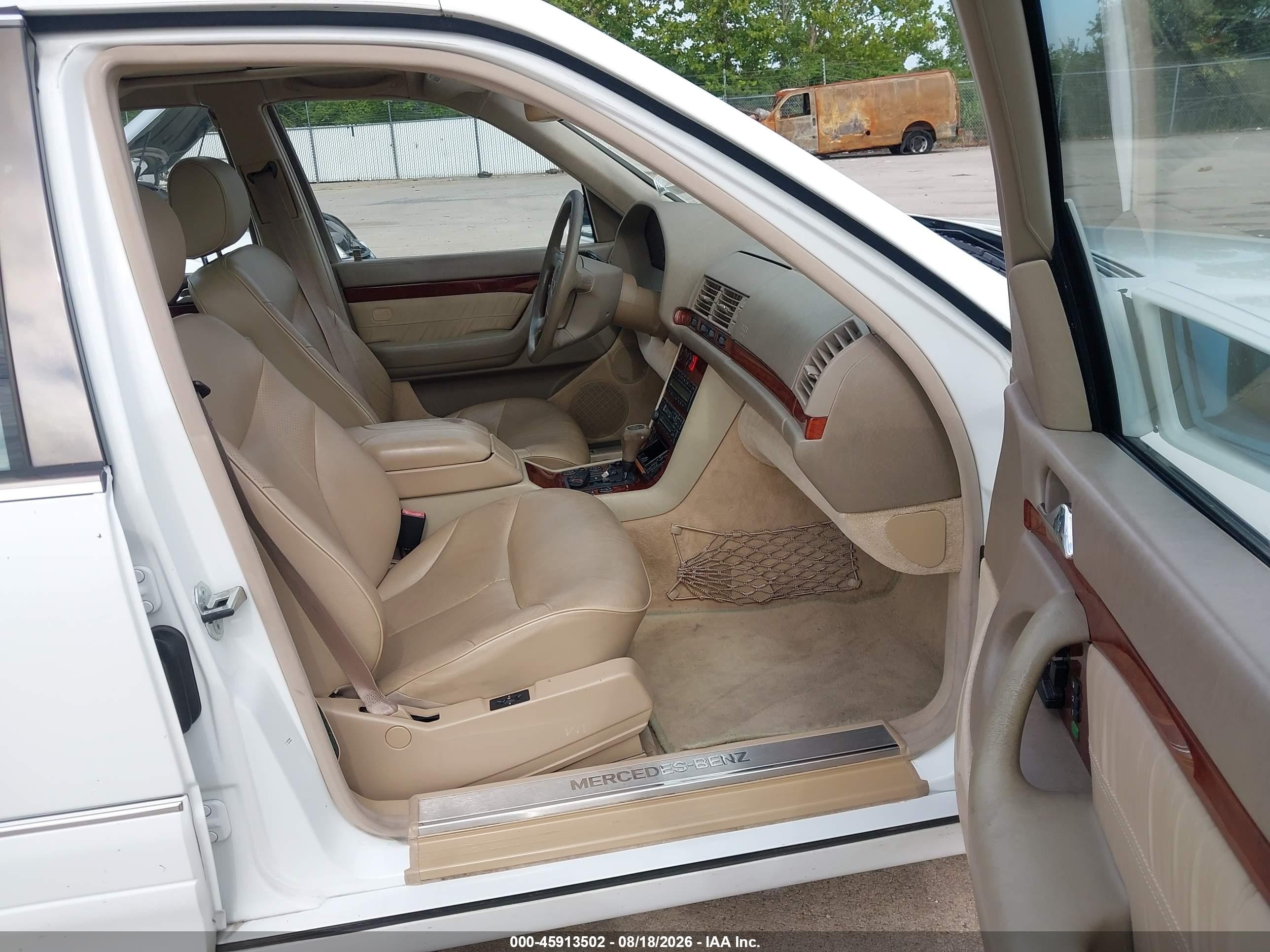 1999 Mercedes-benz S 320   White vin: WDBGA32G2XA410941