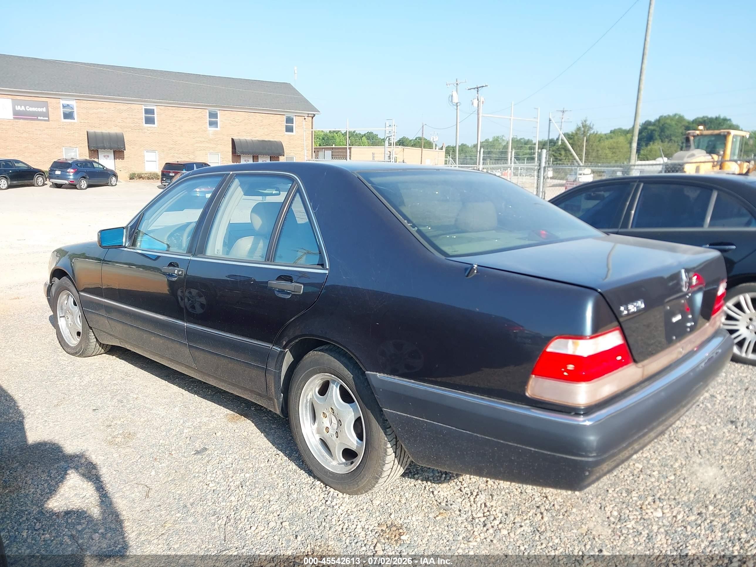 1998 Mercedes-benz S 320   Black vin: WDBGA32G5WA396158