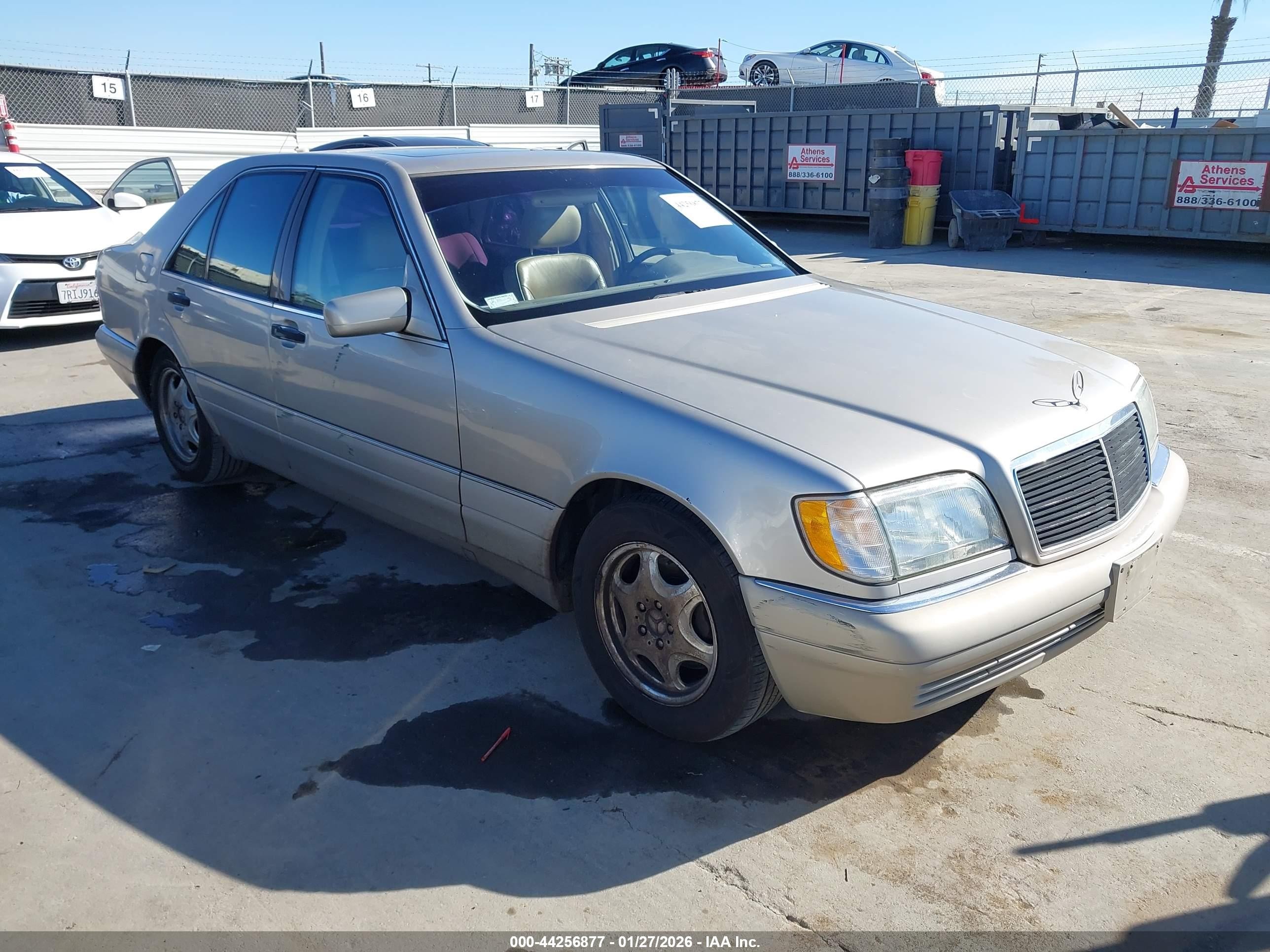 1997 Mercedes-benz S 320 Base Swb Золотой vin: WDBGA32G7VA356114