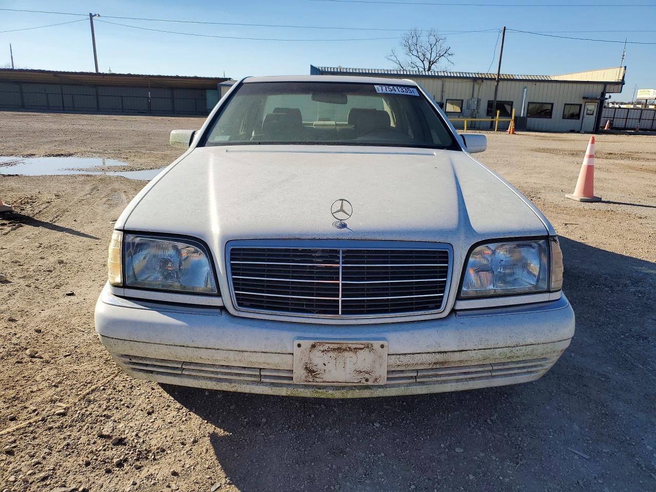 1999 Mercedes-benz S-class White vin: WDBGA32G9XA419734