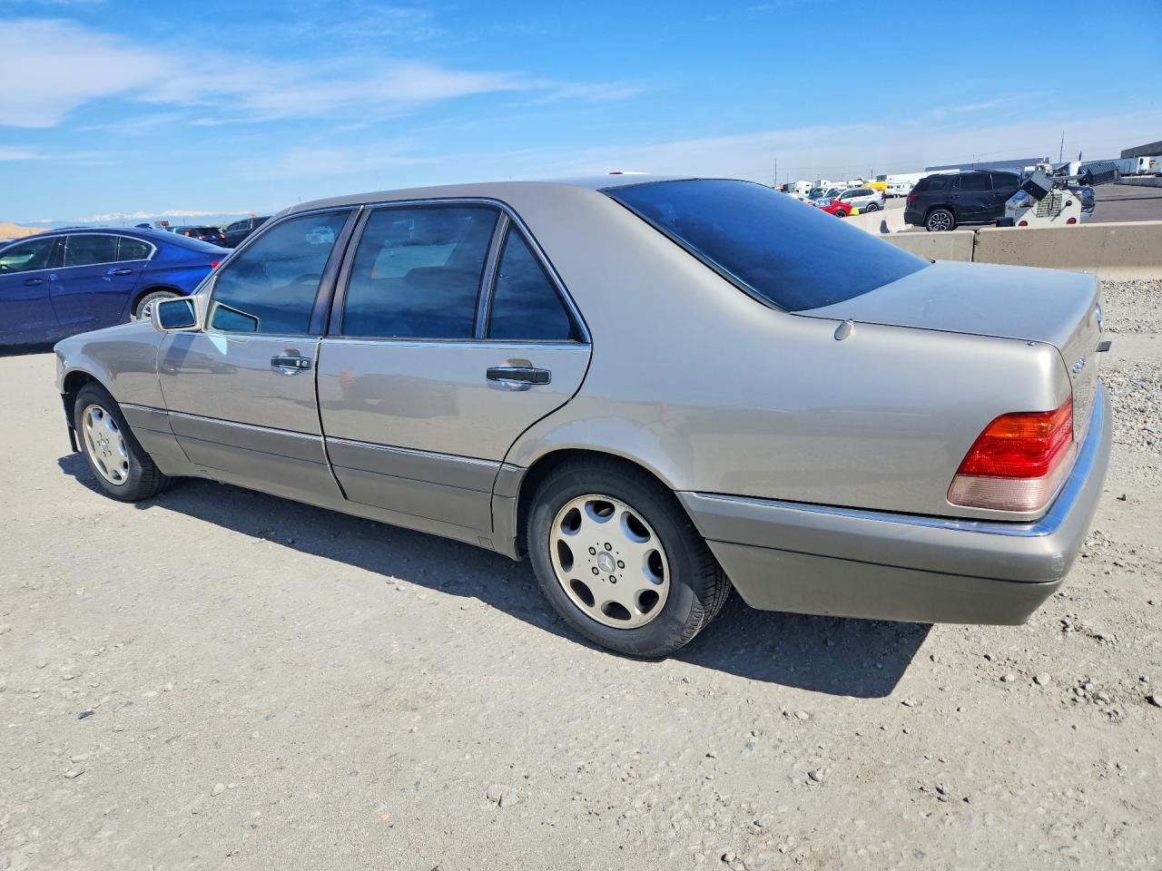 1995 Mercedes-benz S 320 Gold vin: WDBGA33E3SA214707