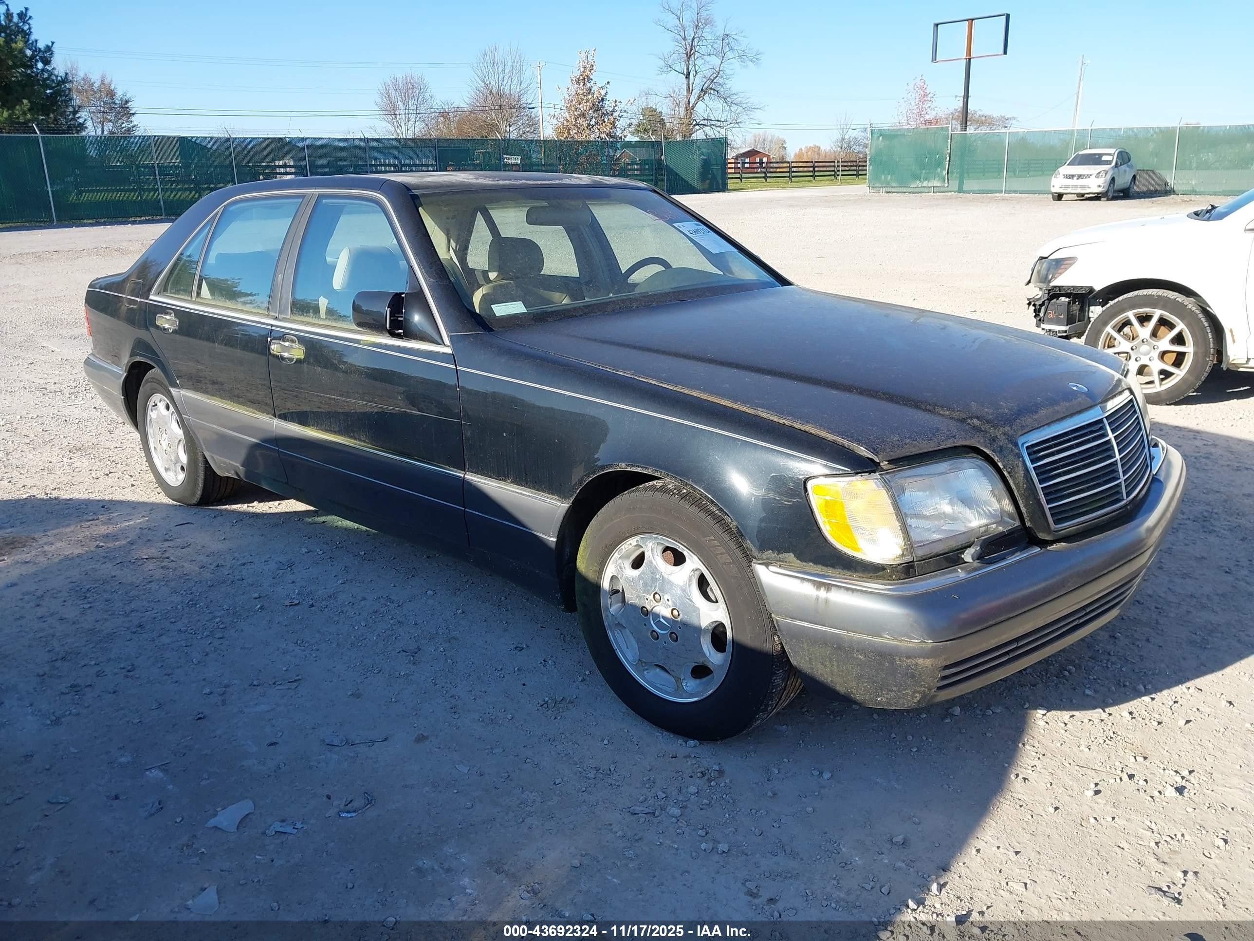 1995 Mercedes-benz S 320 Black vin: WDBGA33E4SA255153