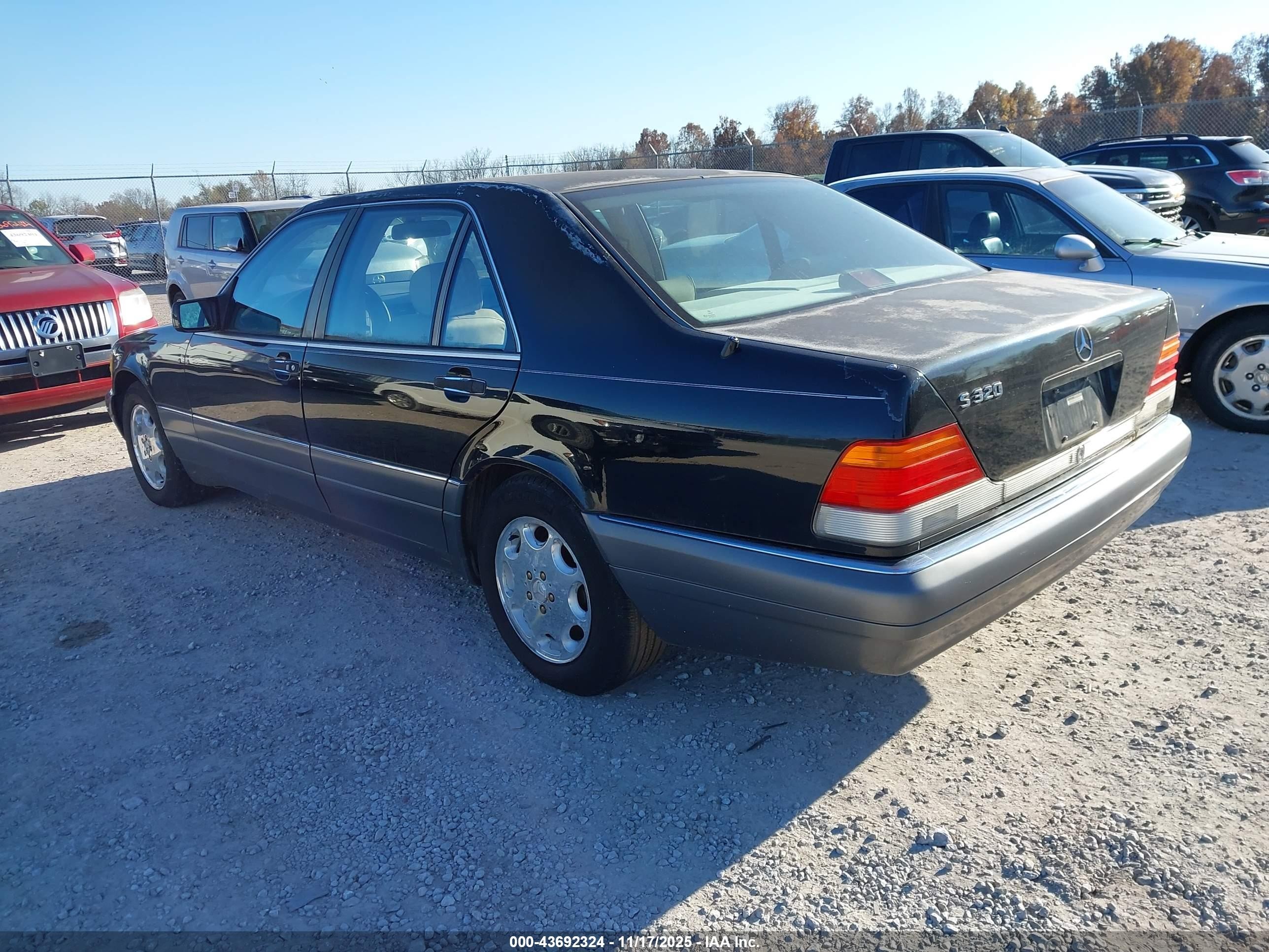 1995 Mercedes-benz S 320 Black vin: WDBGA33E4SA255153