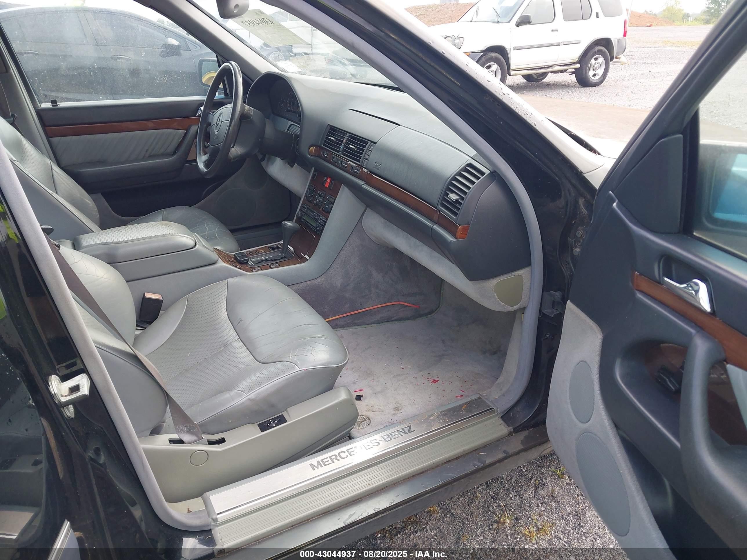1995 Mercedes-benz S 320 Black vin: WDBGA33E5SA199823