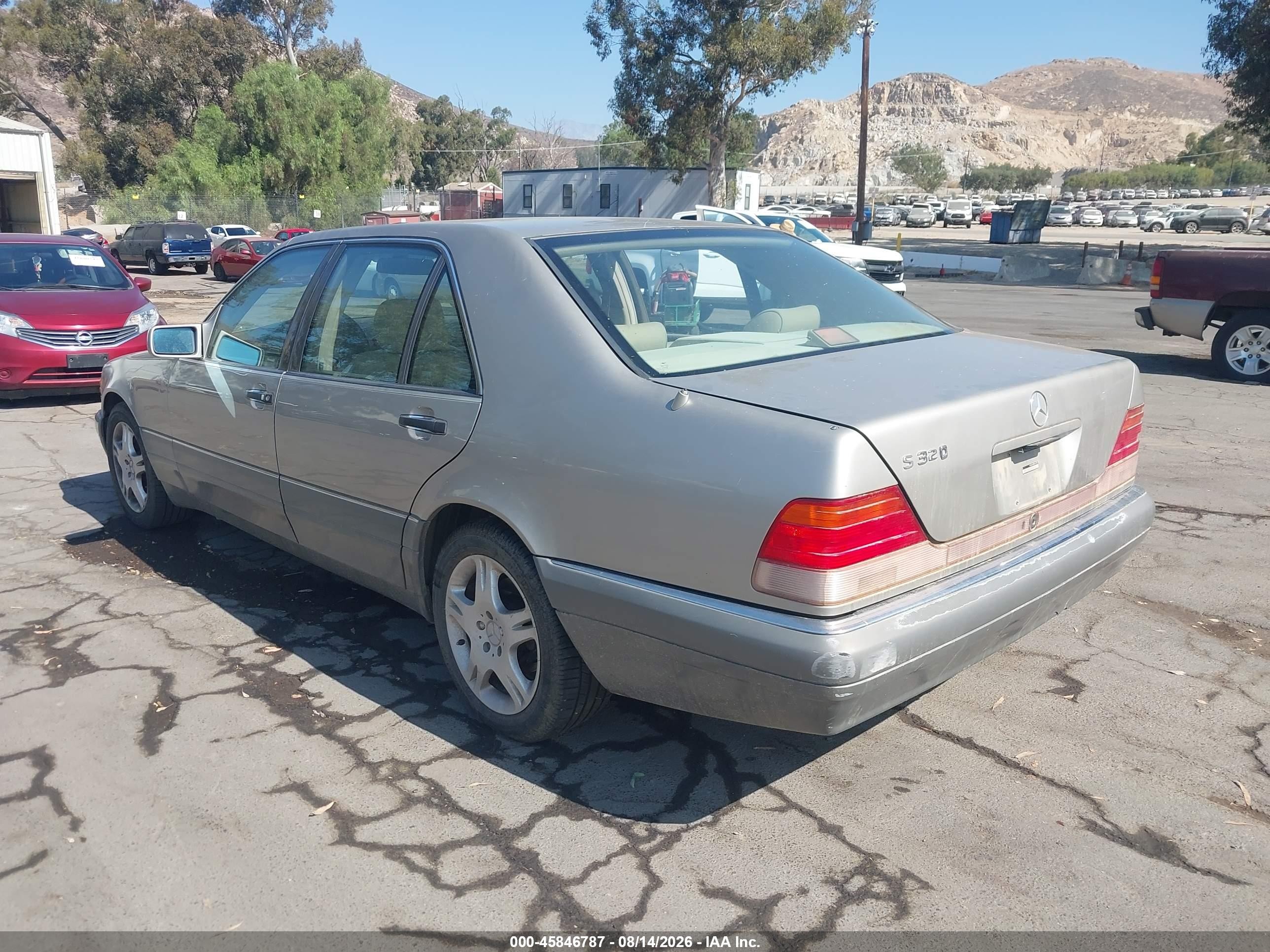 1995 Mercedes-benz S 320 Champagne vin: WDBGA33E8SA217909