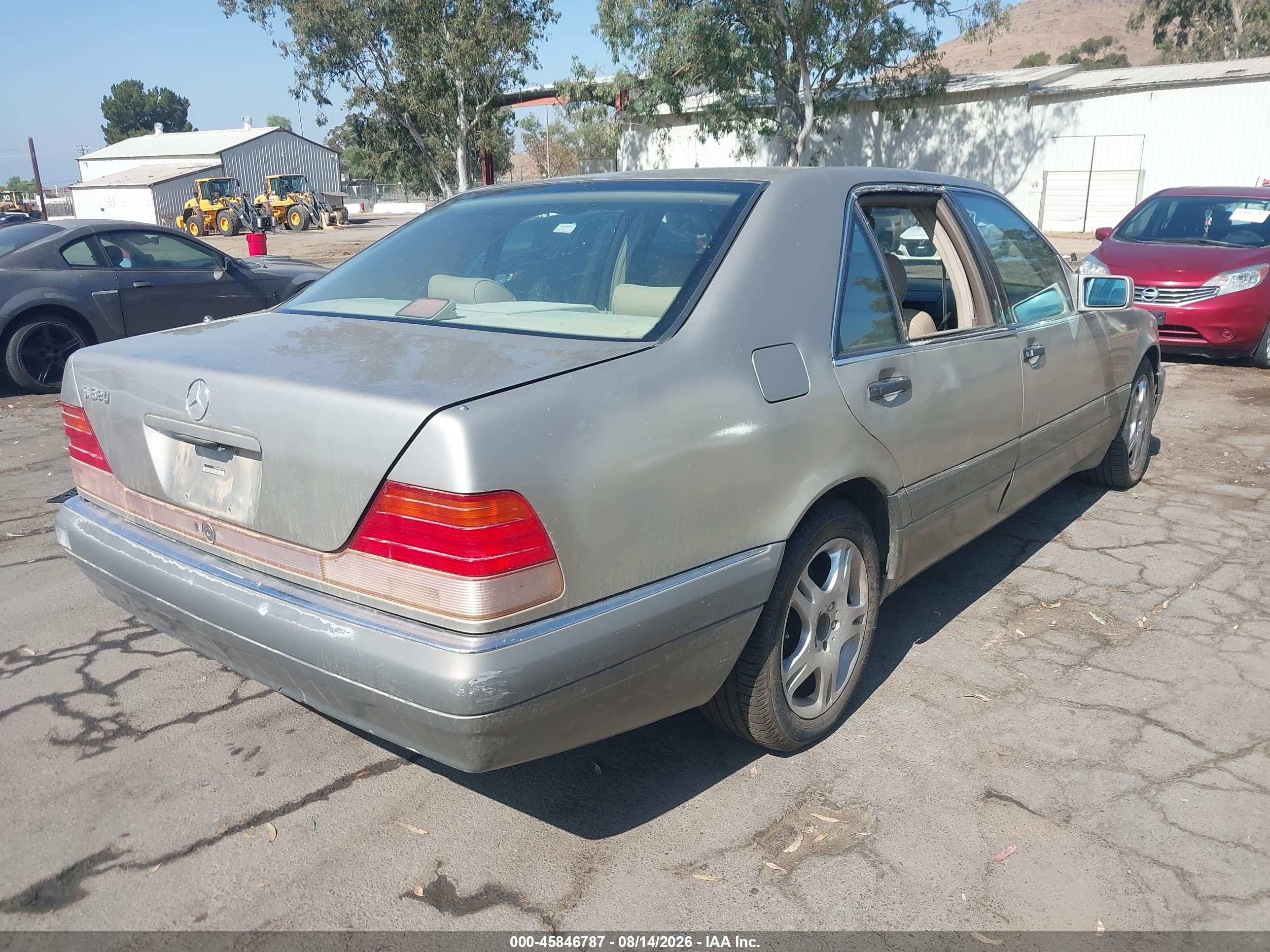 1995 Mercedes-benz S 320 Champagne vin: WDBGA33E8SA217909