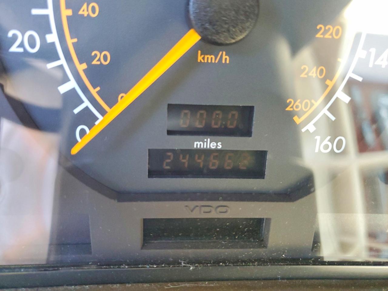 1995 Mercedes-benz S 320 Gold vin: WDBGA33E8SA227663