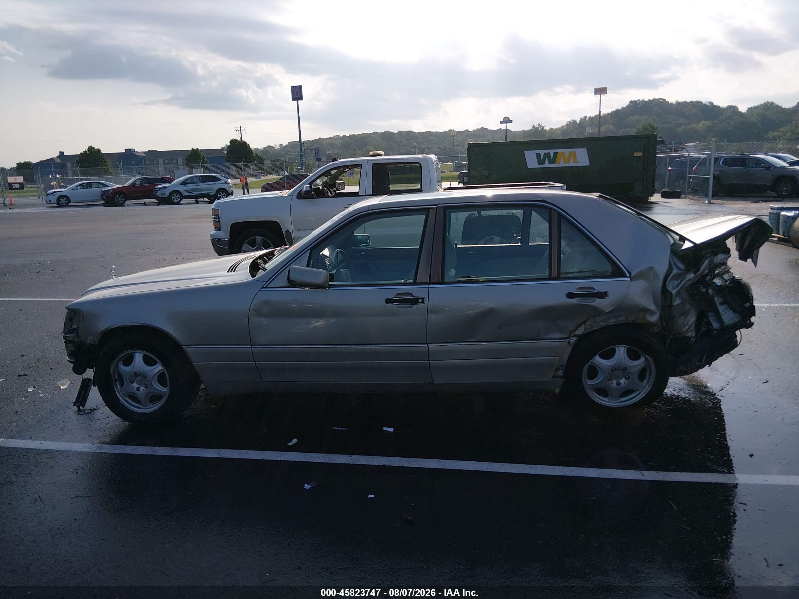 1999 Mercedes-benz S 320 Gold vin: WDBGA33G2XA419721