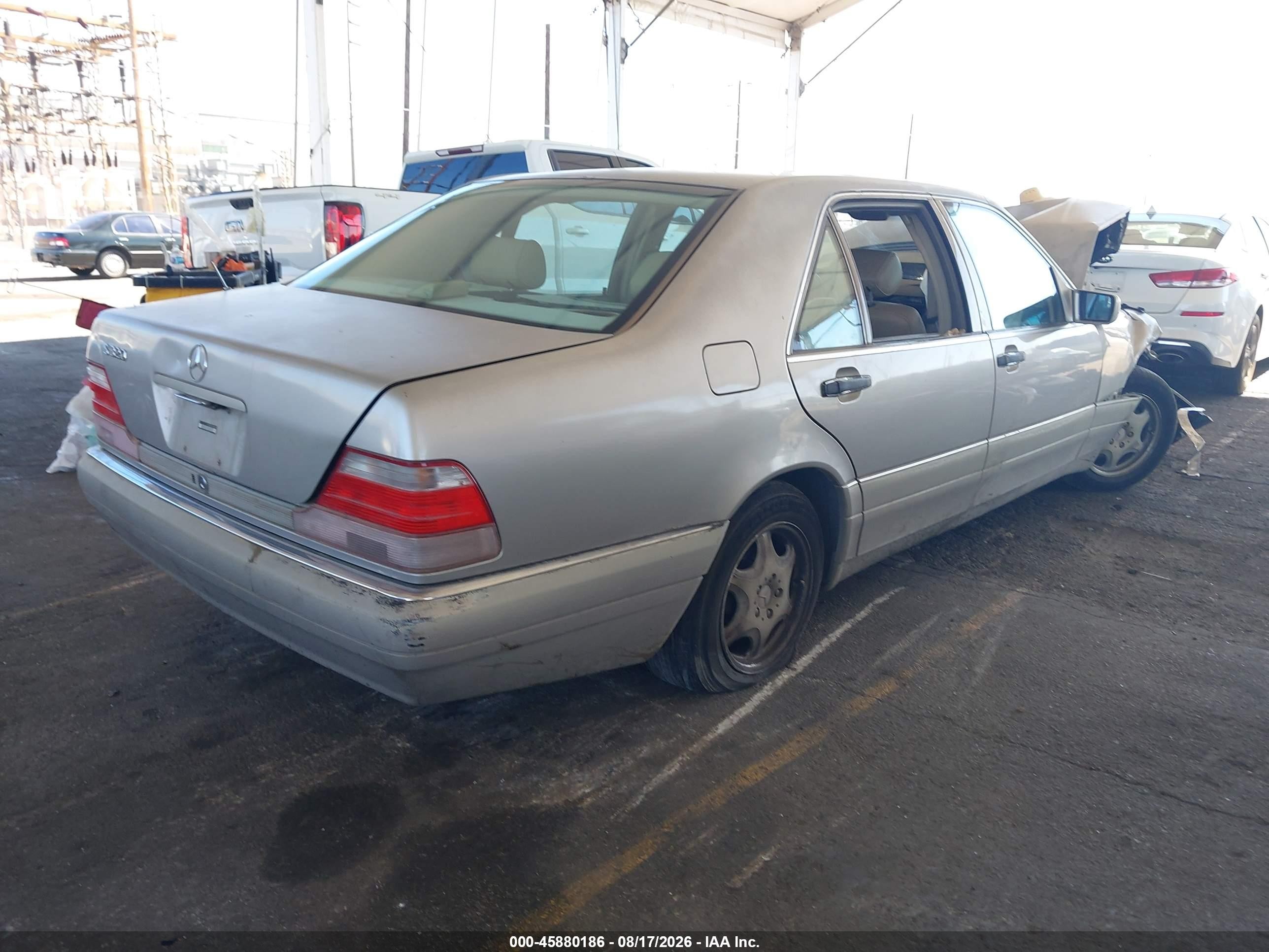 1997 Mercedes-benz S 320 Base Lwb Золотой vin: WDBGA33G3VA352317