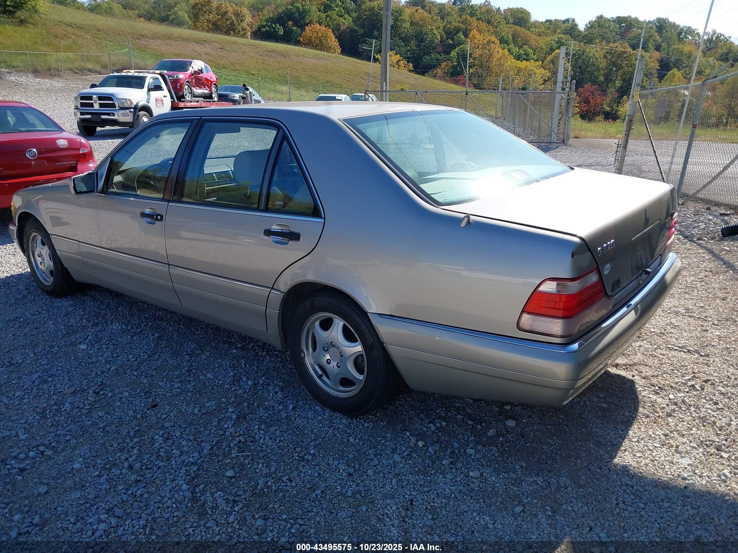 1997 Mercedes-benz S 320 Base Lwb Gold vin: WDBGA33G4VA361284