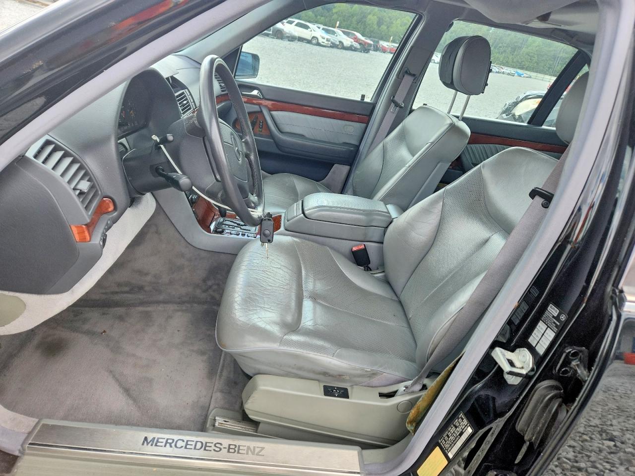 1997 Mercedes-benz S 320 Black vin: WDBGA33G7VA342678