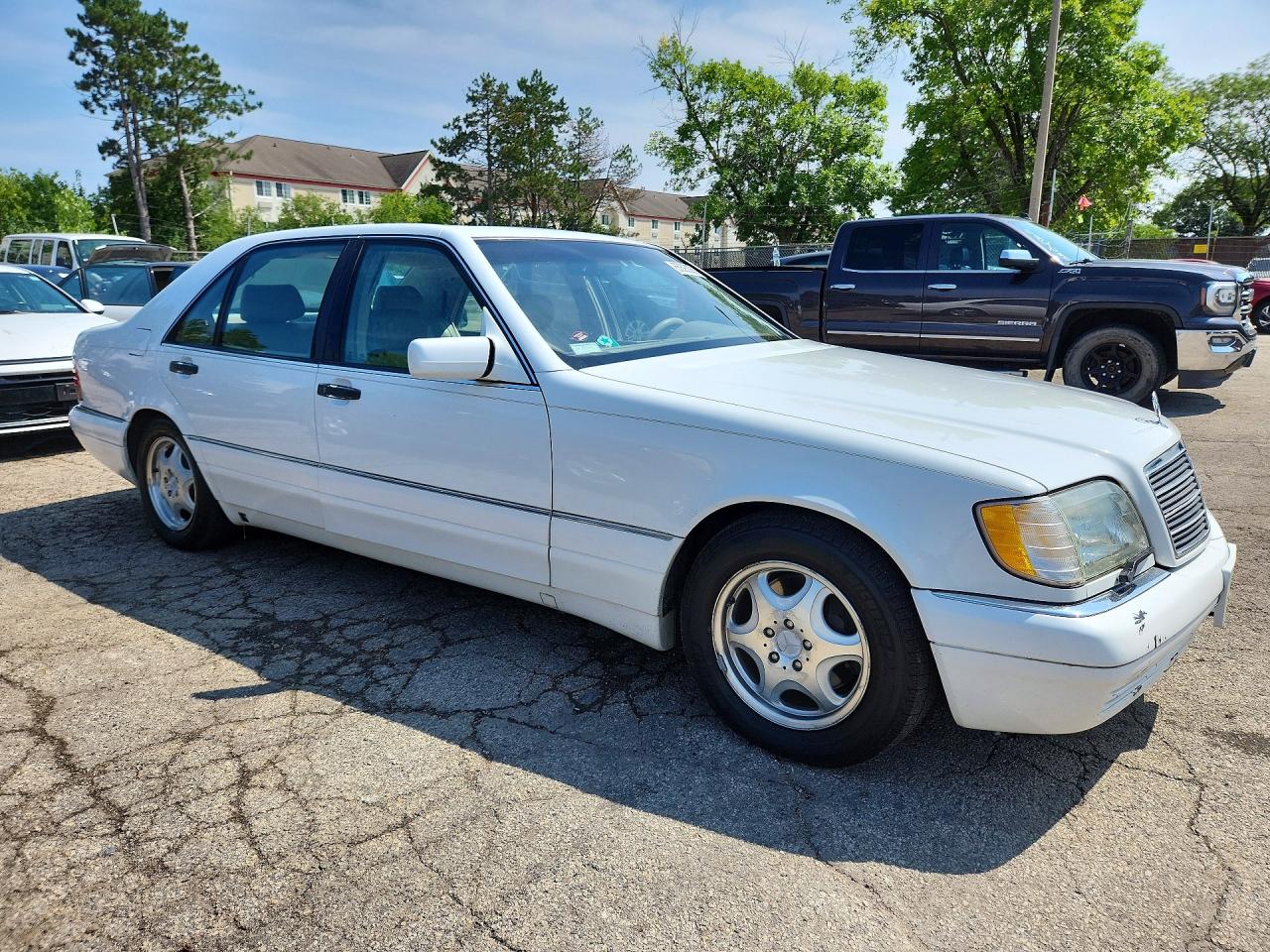 1999 Mercedes-benz S 320 White vin: WDBGA33GXXA409812
