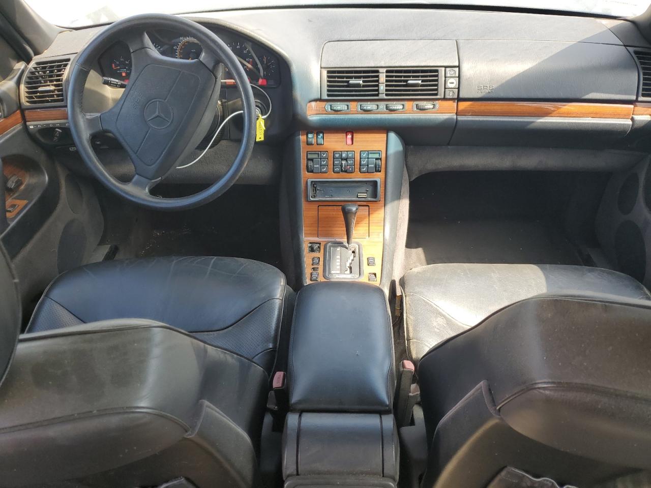 1992 Mercedes-benz 400 Se Черный vin: WDBGA42E1NA032001