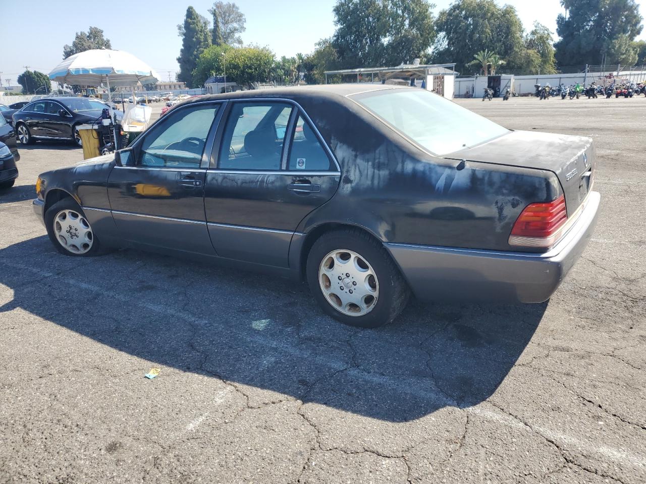 1992 Mercedes-benz 400 Se Черный vin: WDBGA42E1NA032001