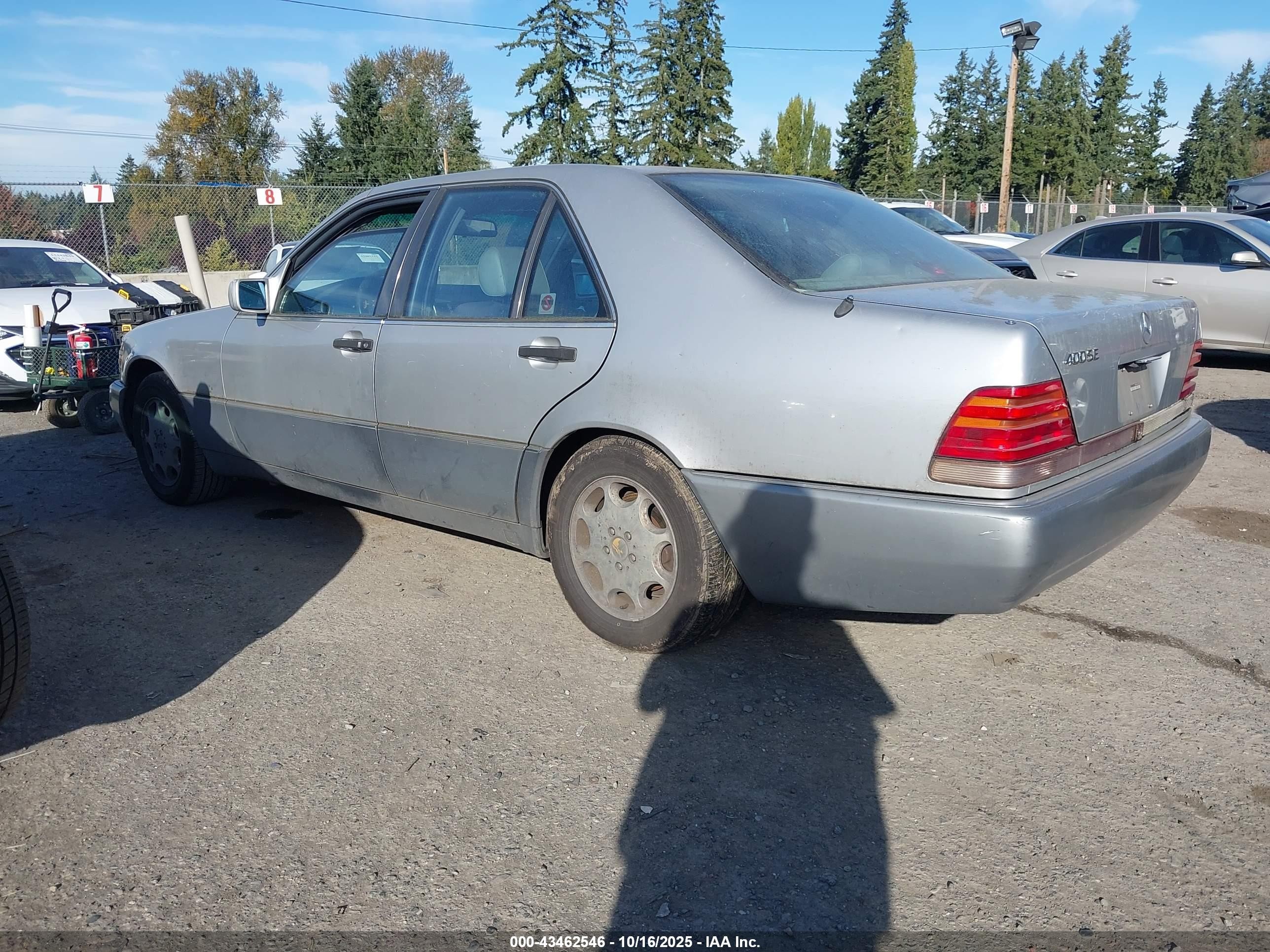 1992 Mercedes-benz 400 Se Серебряный vin: WDBGA42EXNA038251