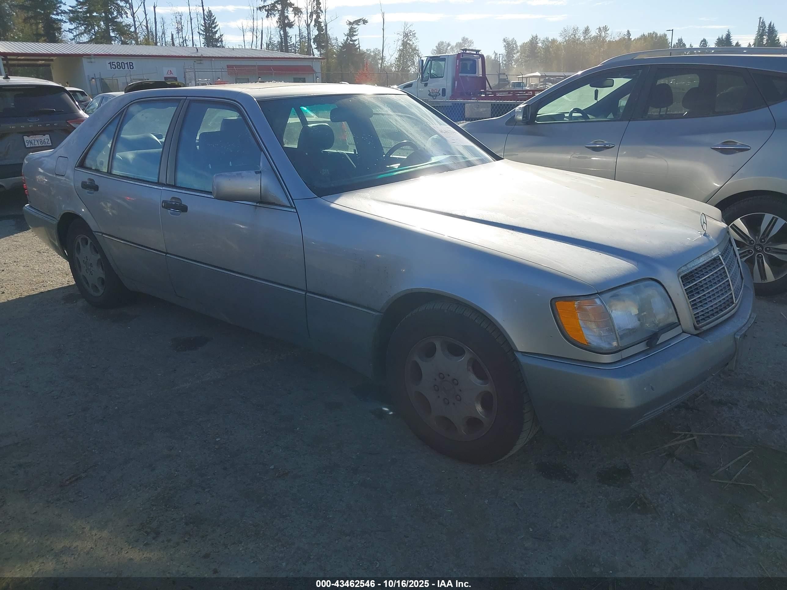 1992 Mercedes-benz 400 Se Серебряный vin: WDBGA42EXNA038251