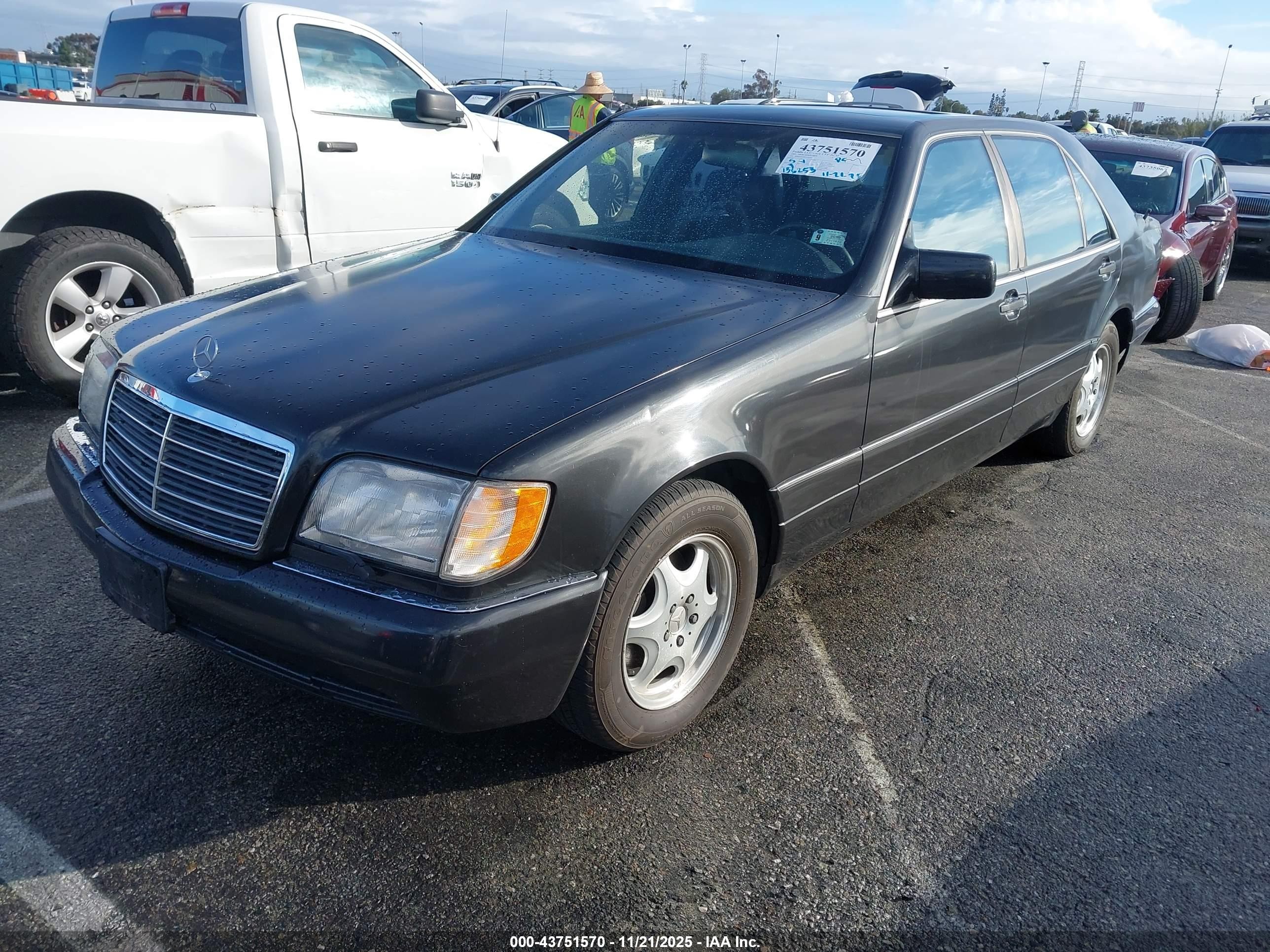 1995 Mercedes-benz S 420 Черный vin: WDBGA43E0SA201905