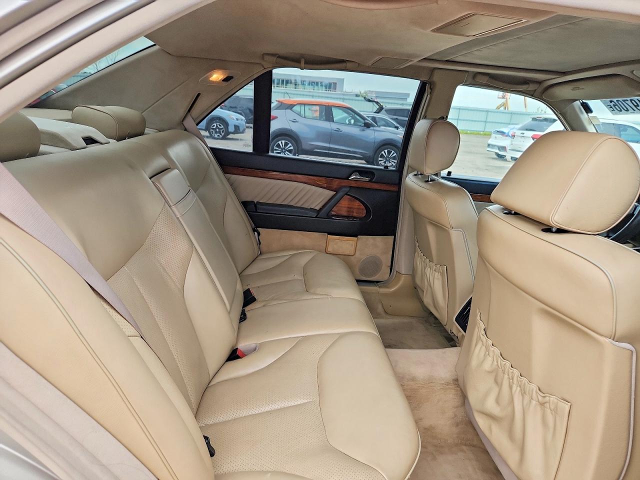 1994 Mercedes Benz S 420 Beige vin: WDBGA43E1RA145743
