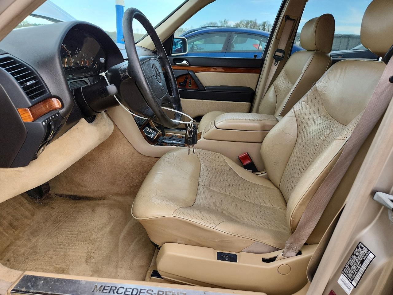 1994 Mercedes Benz S 420 Beige vin: WDBGA43E1RA145743