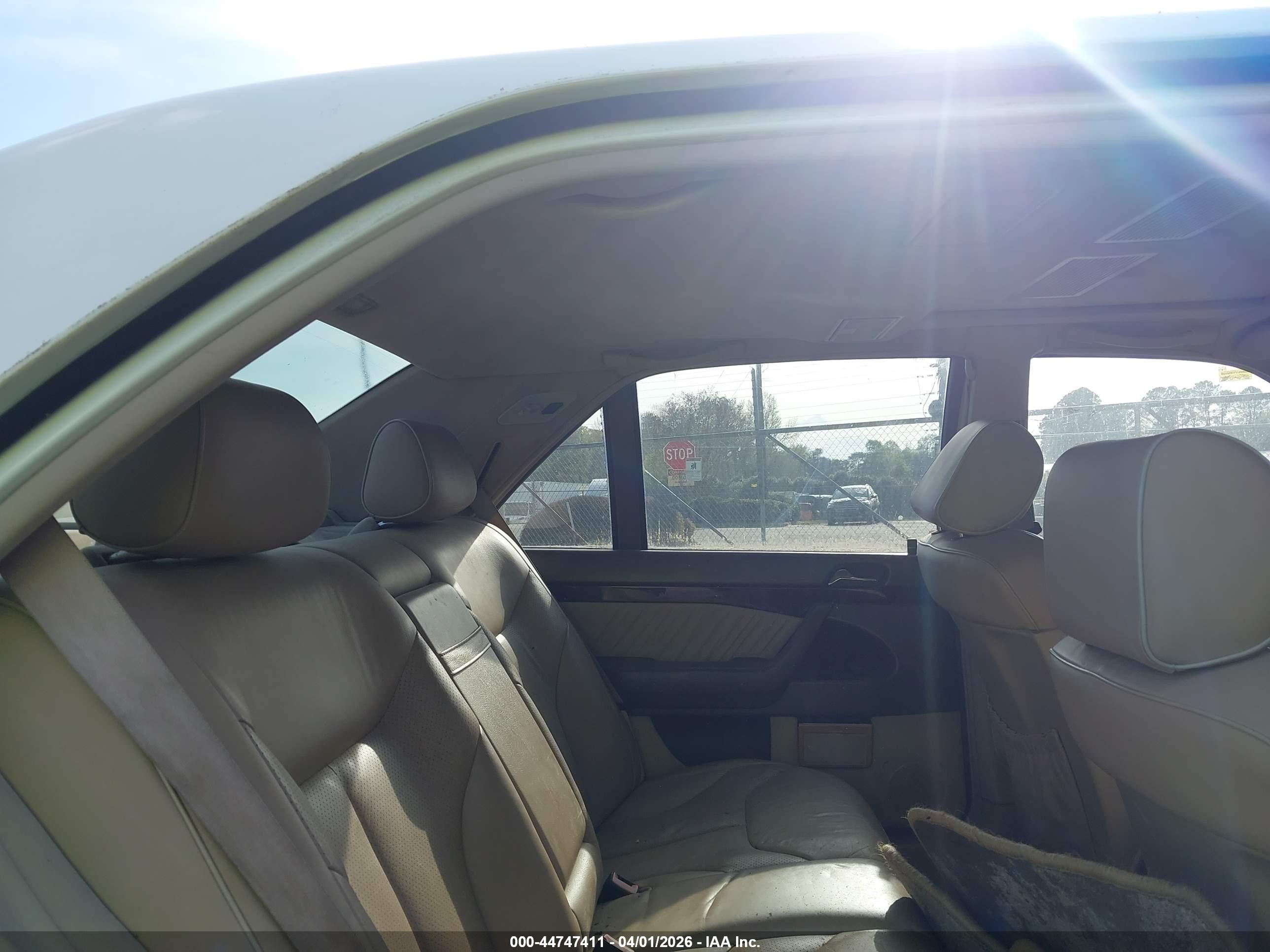 1997 Mercedes-benz S 420   White vin: WDBGA43E3VA328121