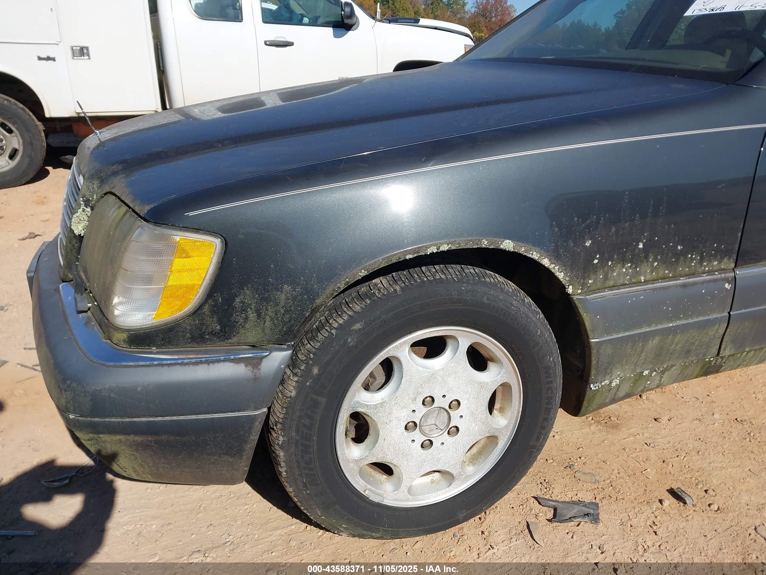 1995 Mercedes-benz S 420 Black vin: WDBGA43E4SA236544