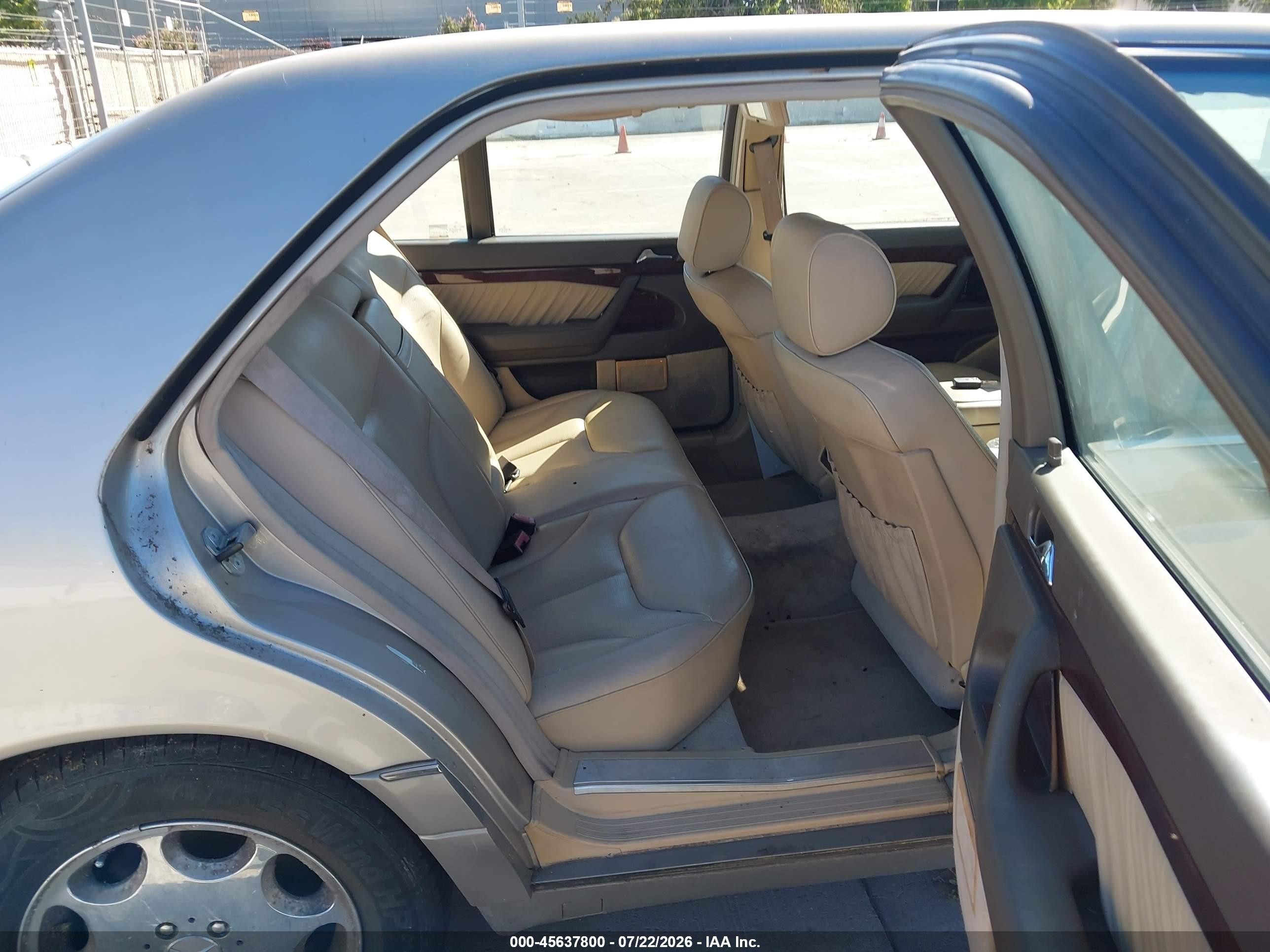 1995 Mercedes-benz S 420 Beige vin: WDBGA43E5SA237640