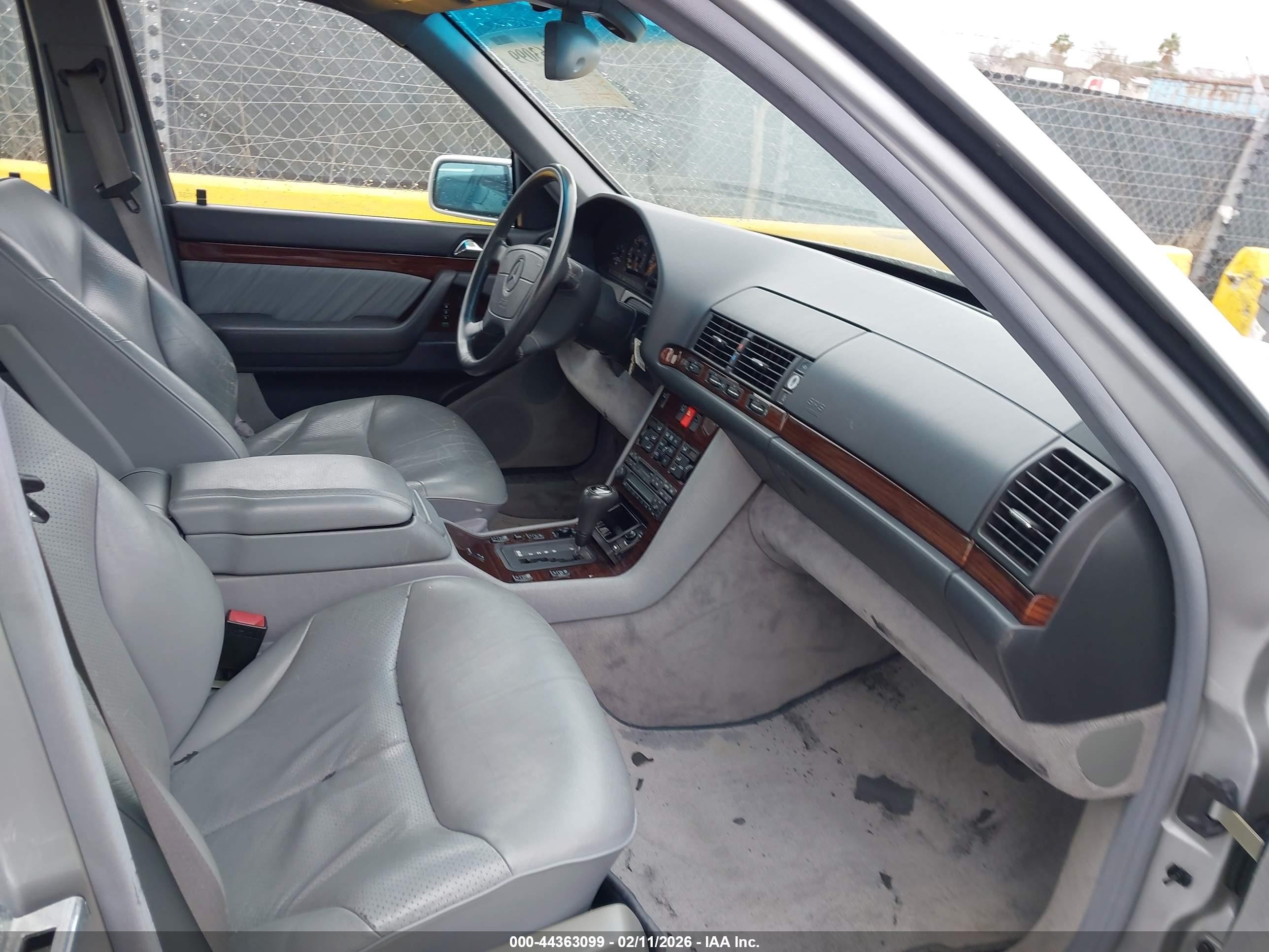 1995 Mercedes-benz S 420 Silver vin: WDBGA43E5SA261324